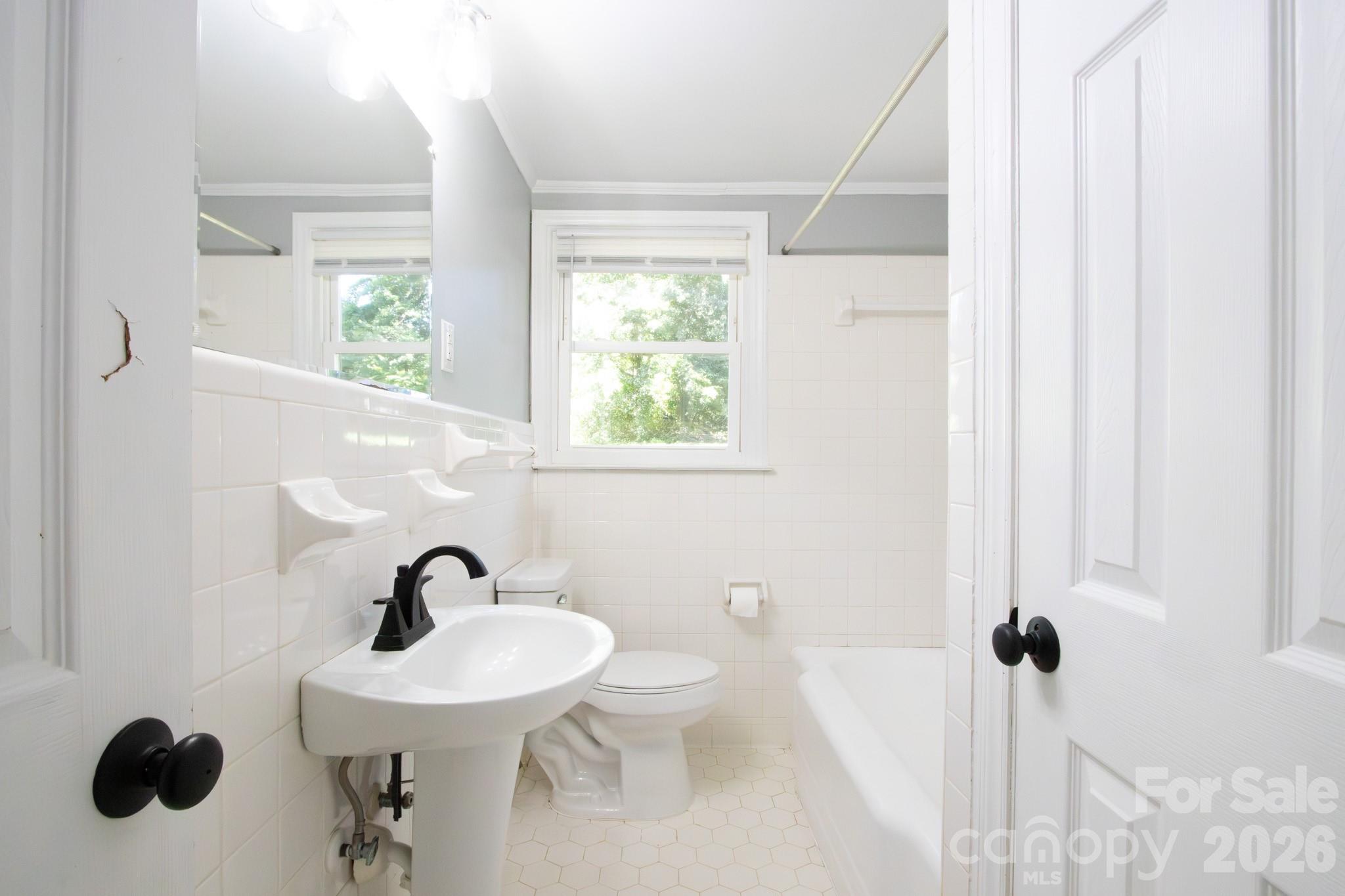 268 Brackett Road — Forest City