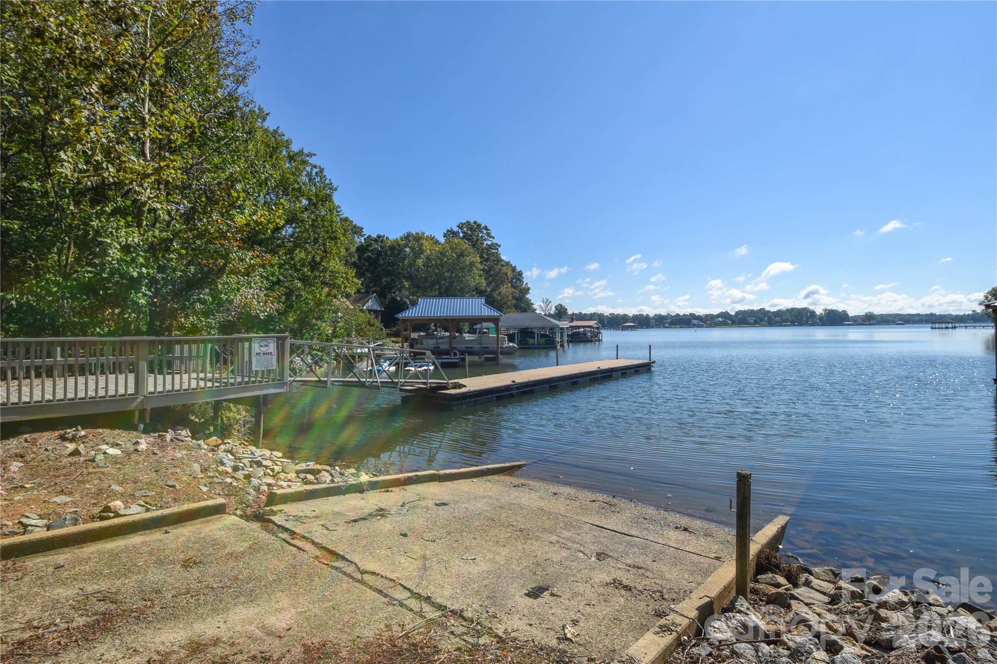 135 Southhaven Drive — Mooresville