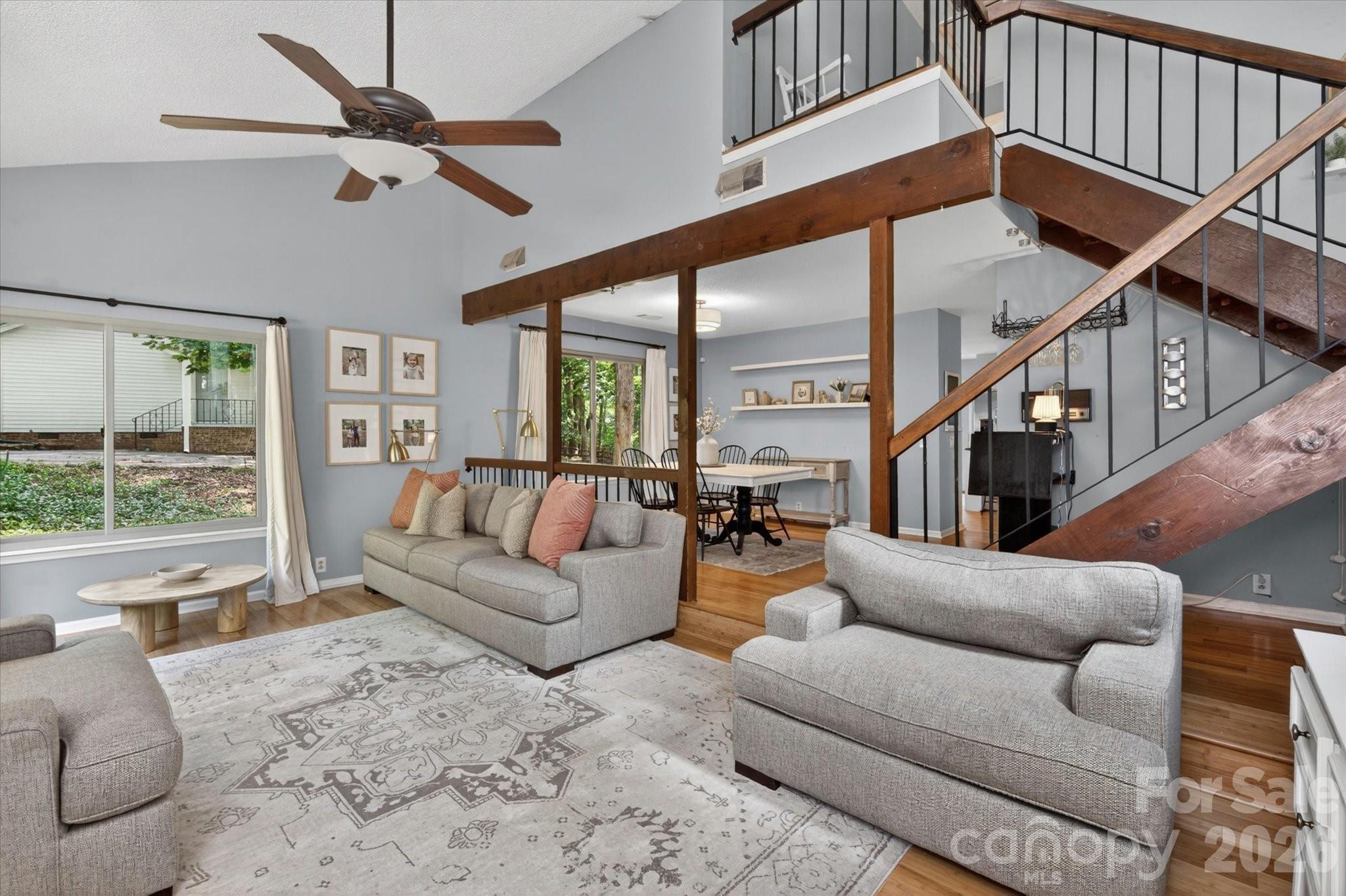 7611 Robin Crest Road — Charlotte