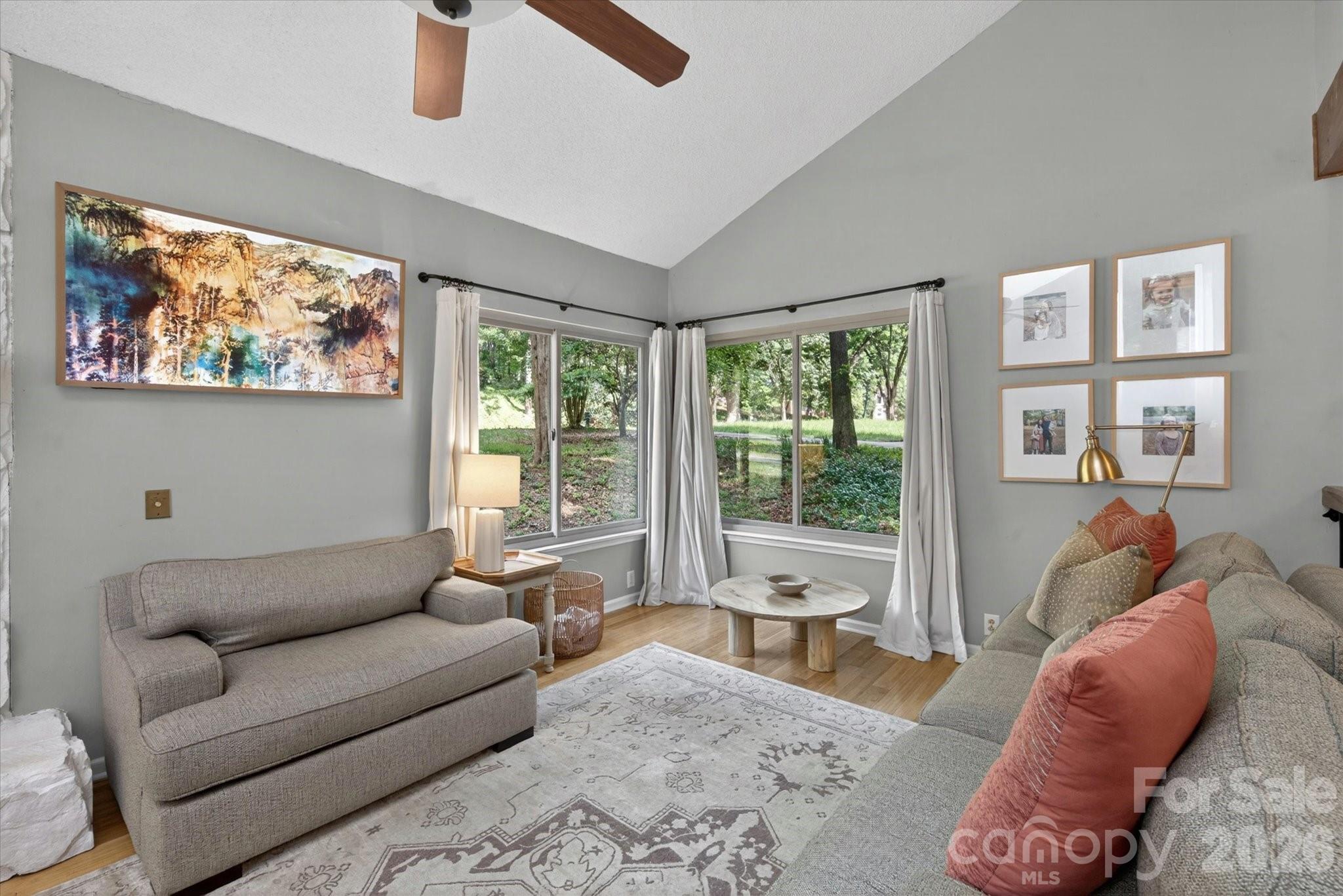 7611 Robin Crest Road — Charlotte