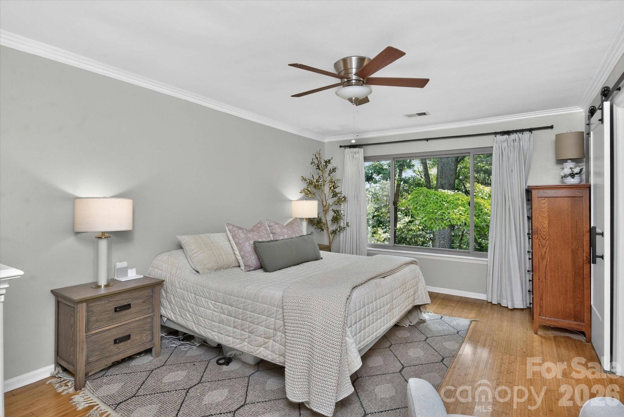 7611 Robin Crest Road — Charlotte