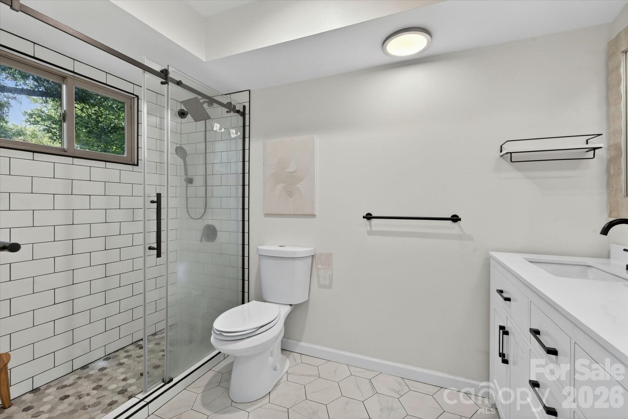 7611 Robin Crest Road — Charlotte