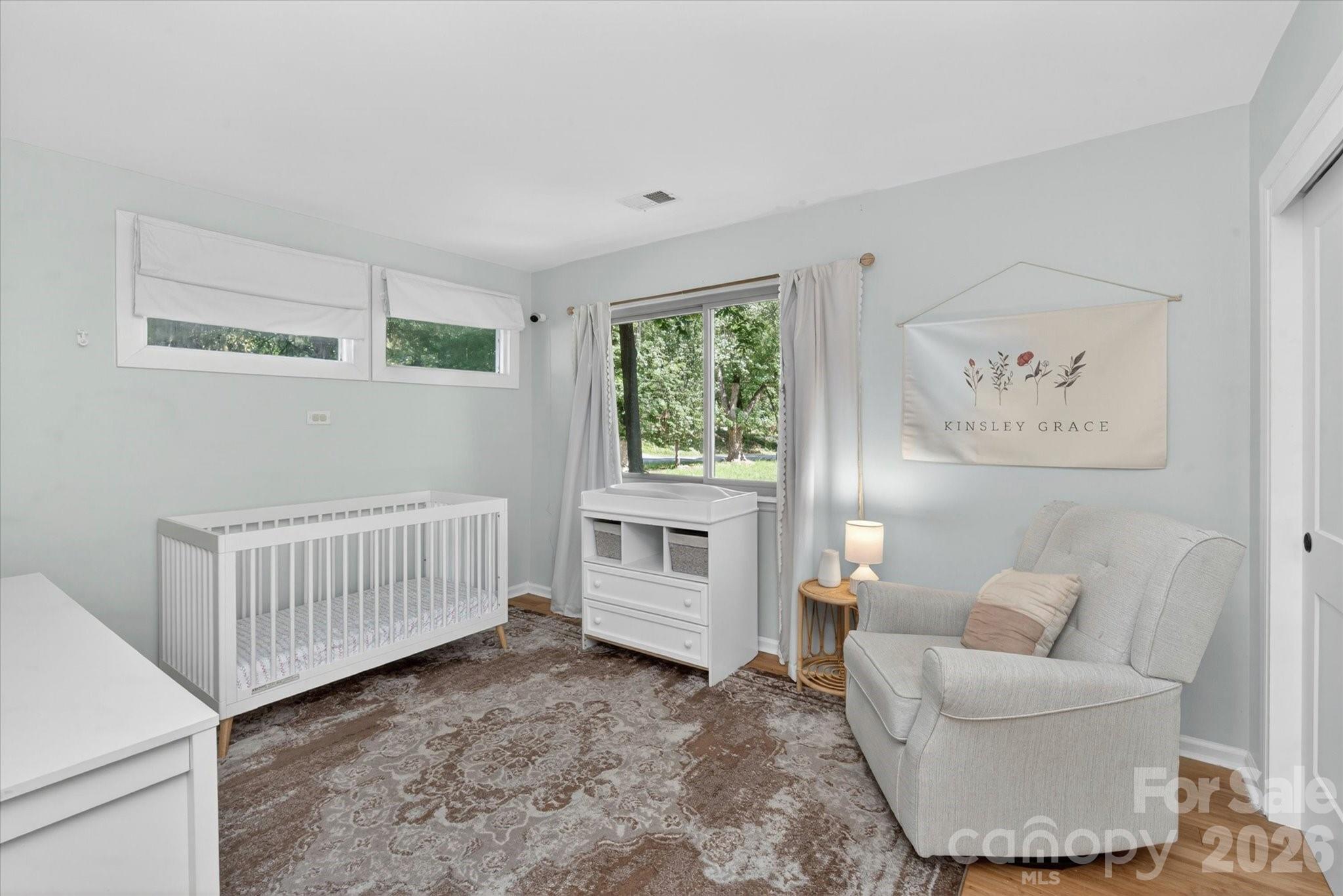 7611 Robin Crest Road — Charlotte