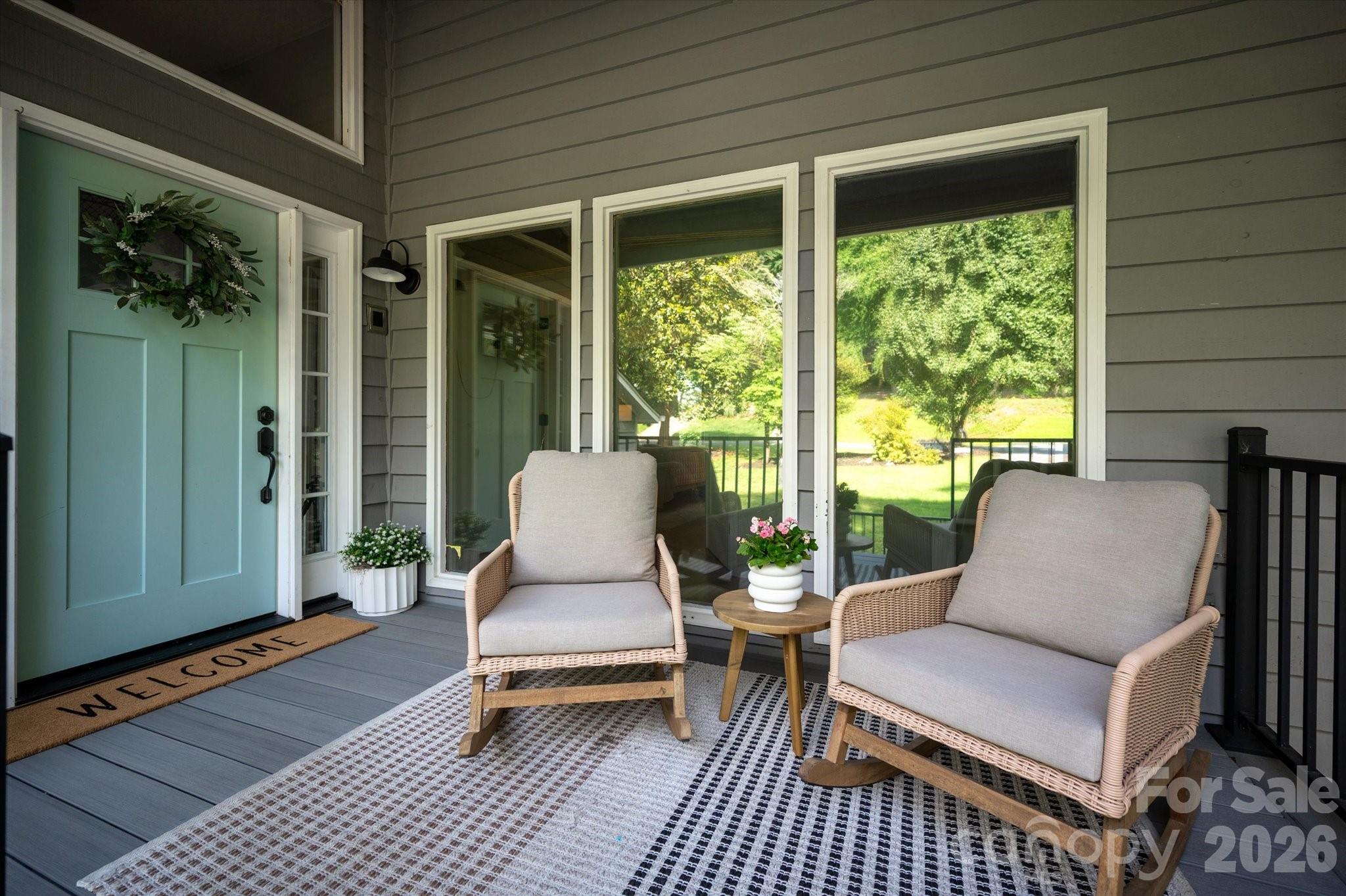 7611 Robin Crest Road — Charlotte