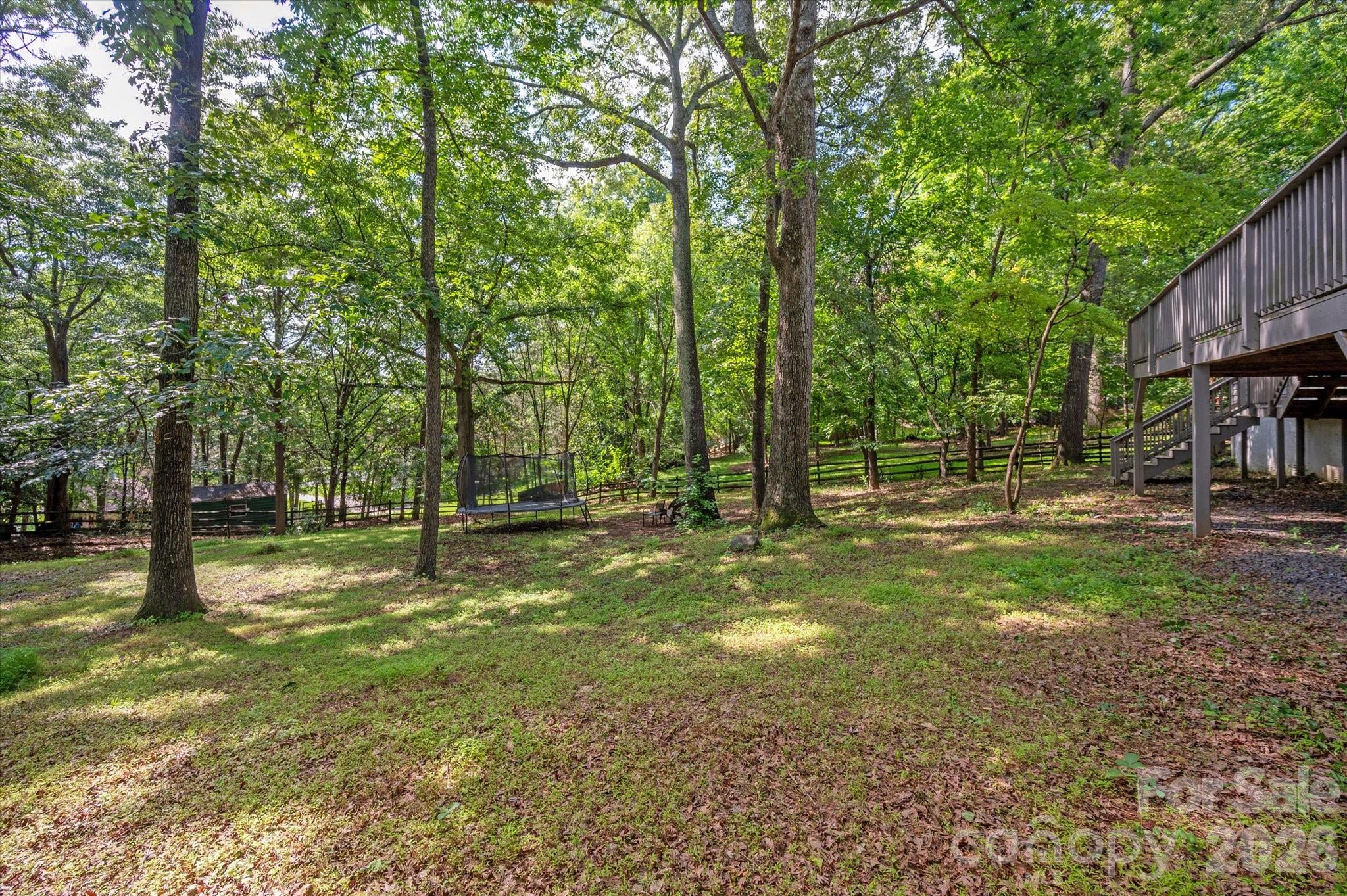 7611 Robin Crest Road — Charlotte