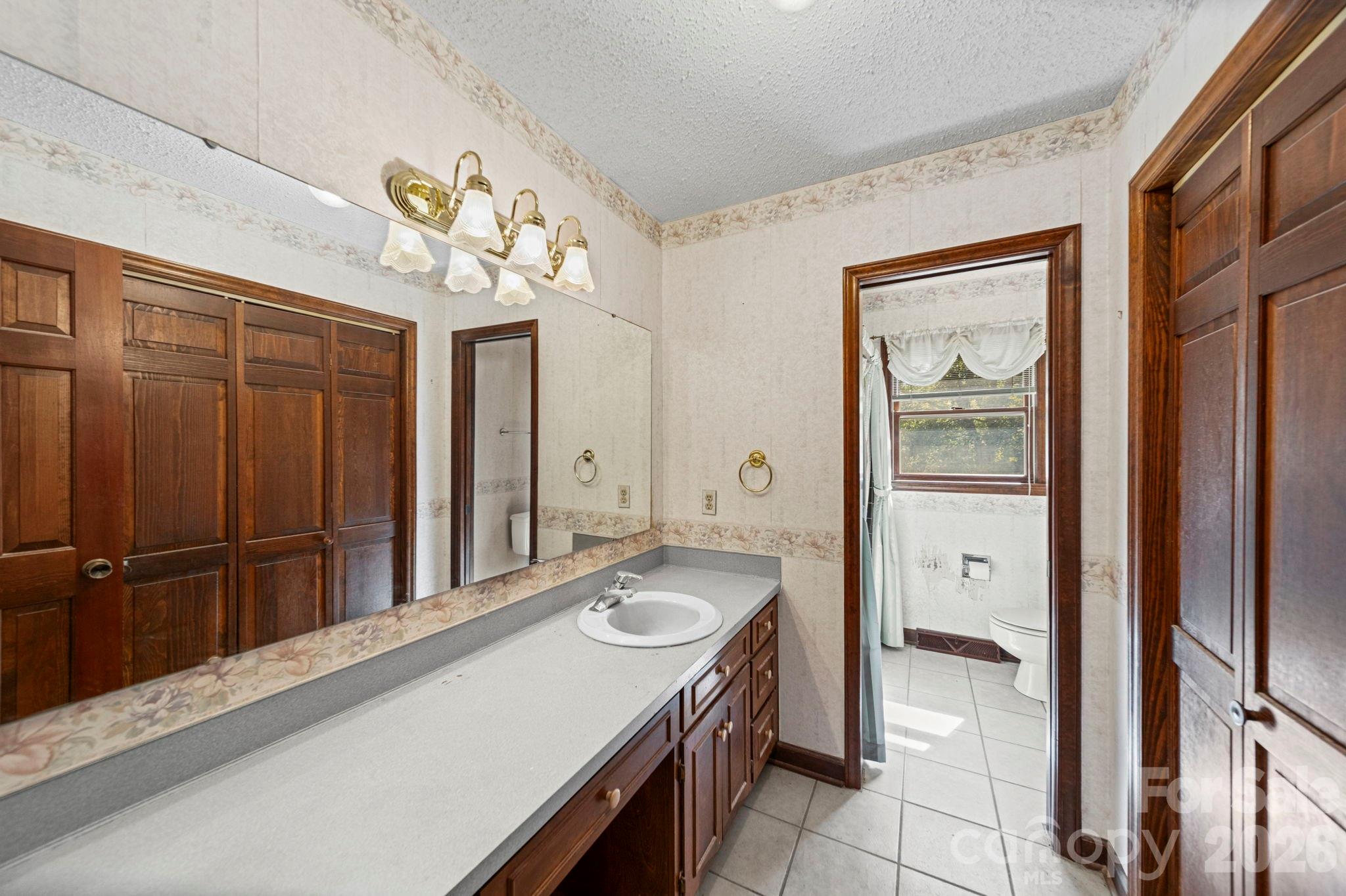 14424 E Rocky River Road — Davidson