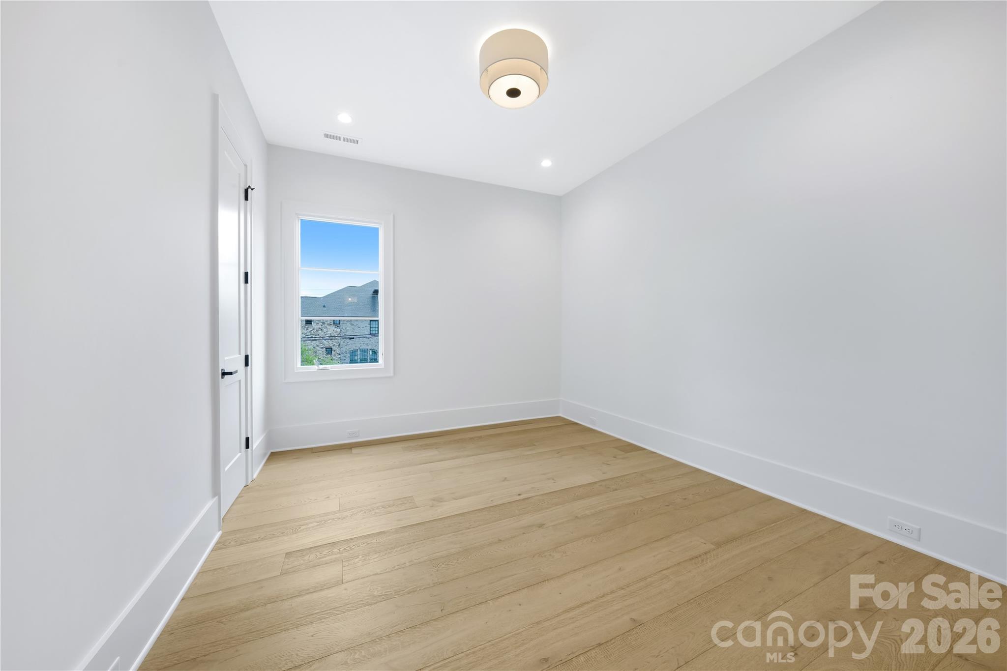 5042 Gilchrist Road #2B — Charlotte