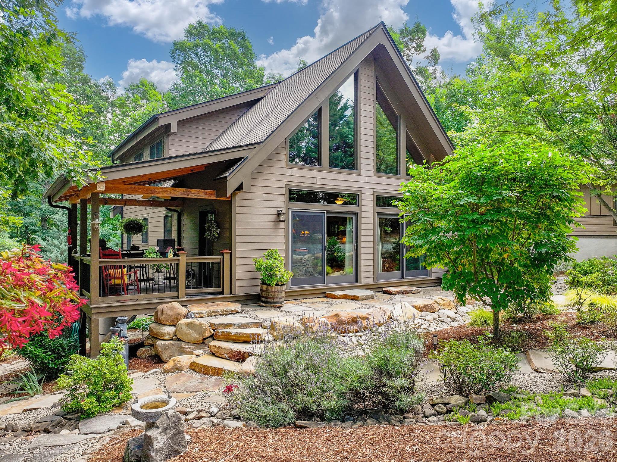 68 Woodgate Trail #93 — Nebo