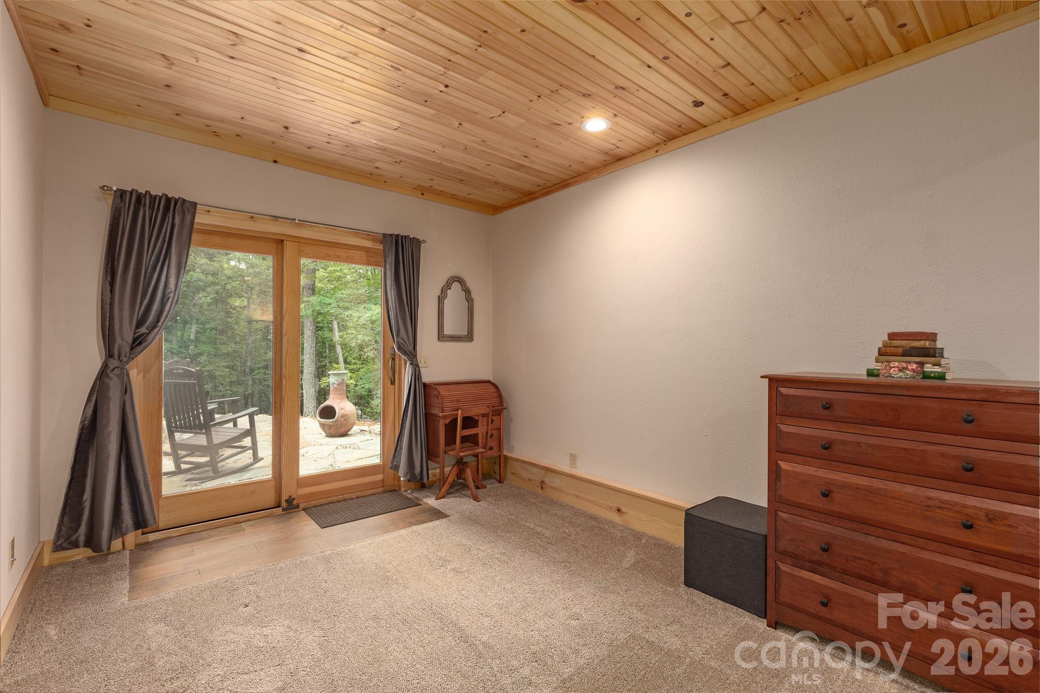 68 Woodgate Trail #93 — Nebo