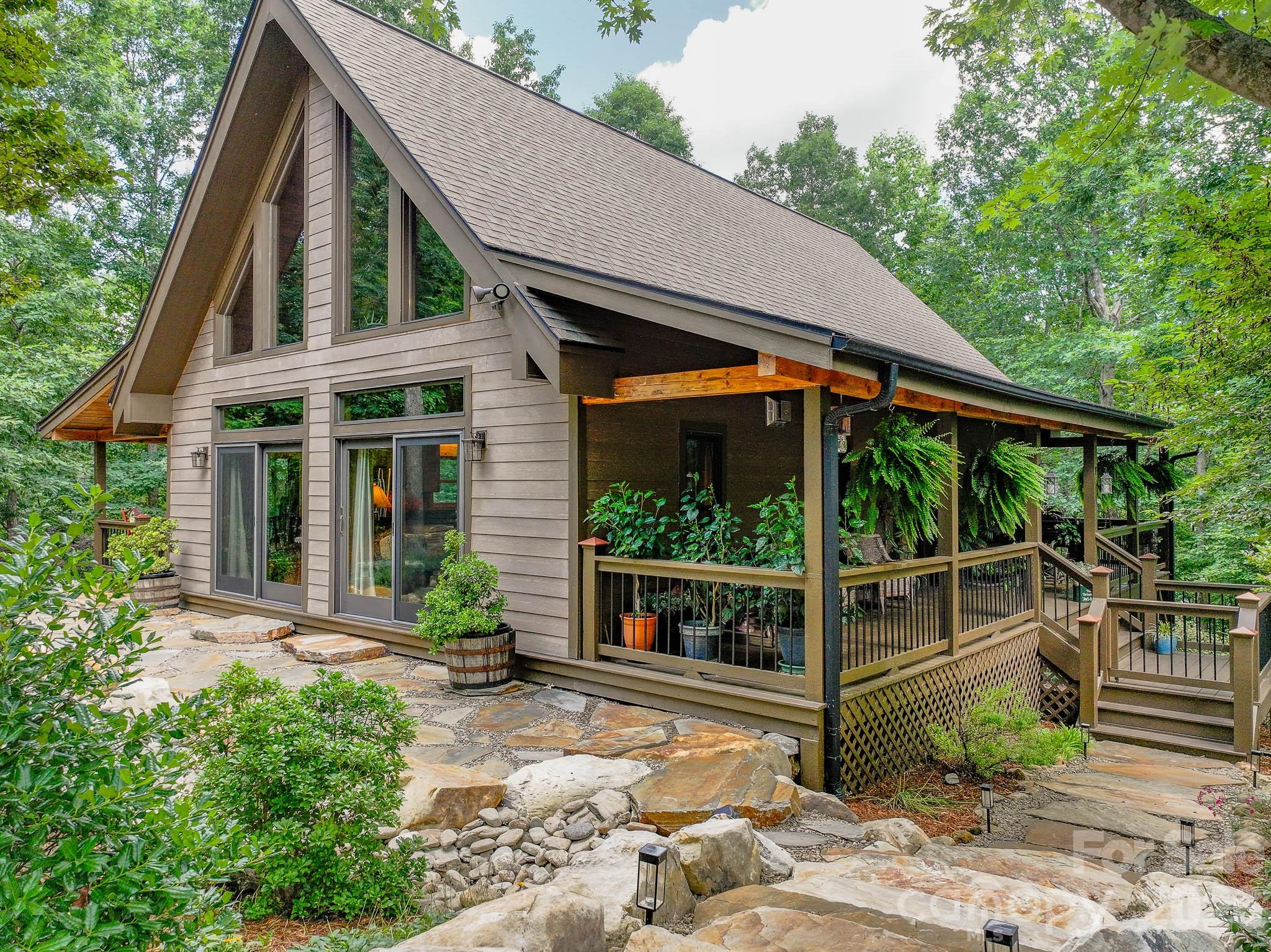 68 Woodgate Trail #93 — Nebo