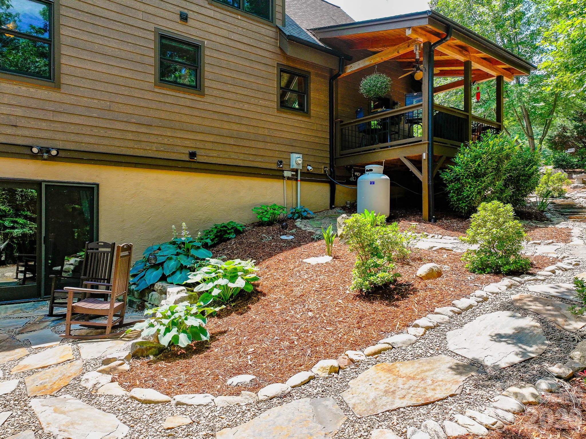68 Woodgate Trail #93 — Nebo