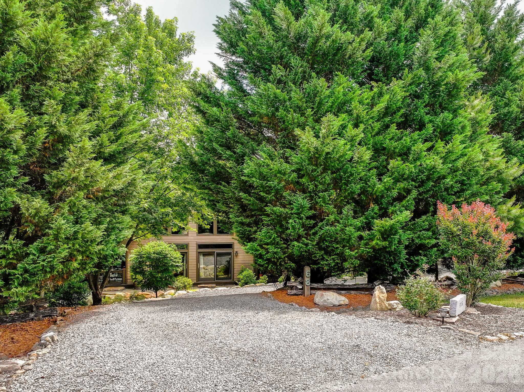 68 Woodgate Trail #93 — Nebo