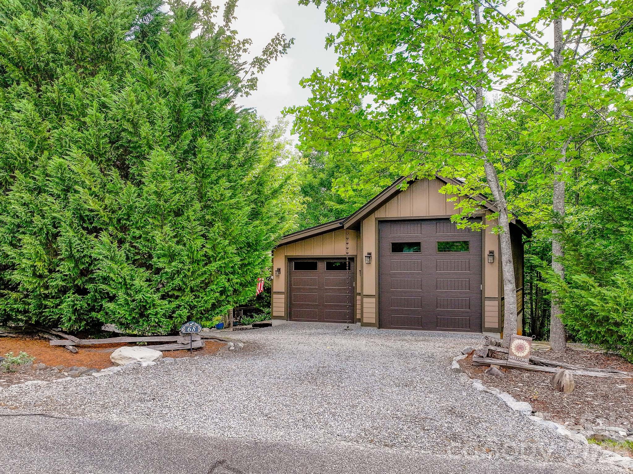 68 Woodgate Trail #93 — Nebo