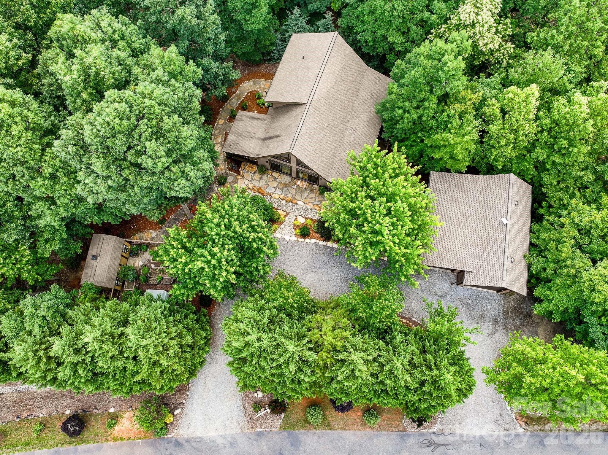 68 Woodgate Trail #93 — Nebo