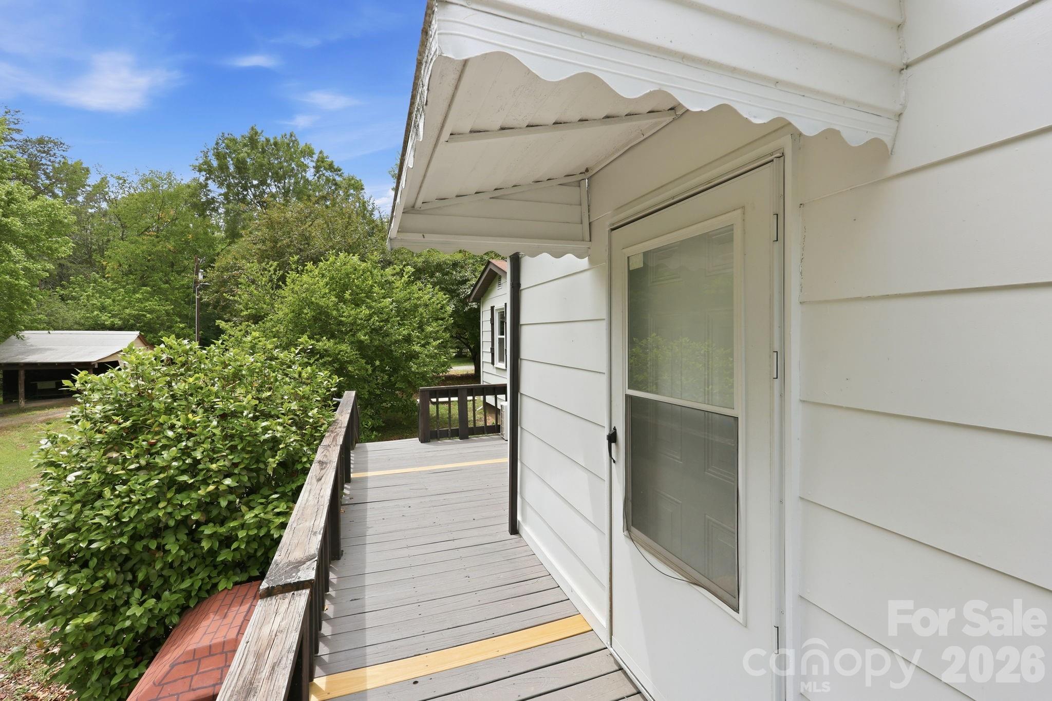 517 & 513 Cox Road — Salisbury