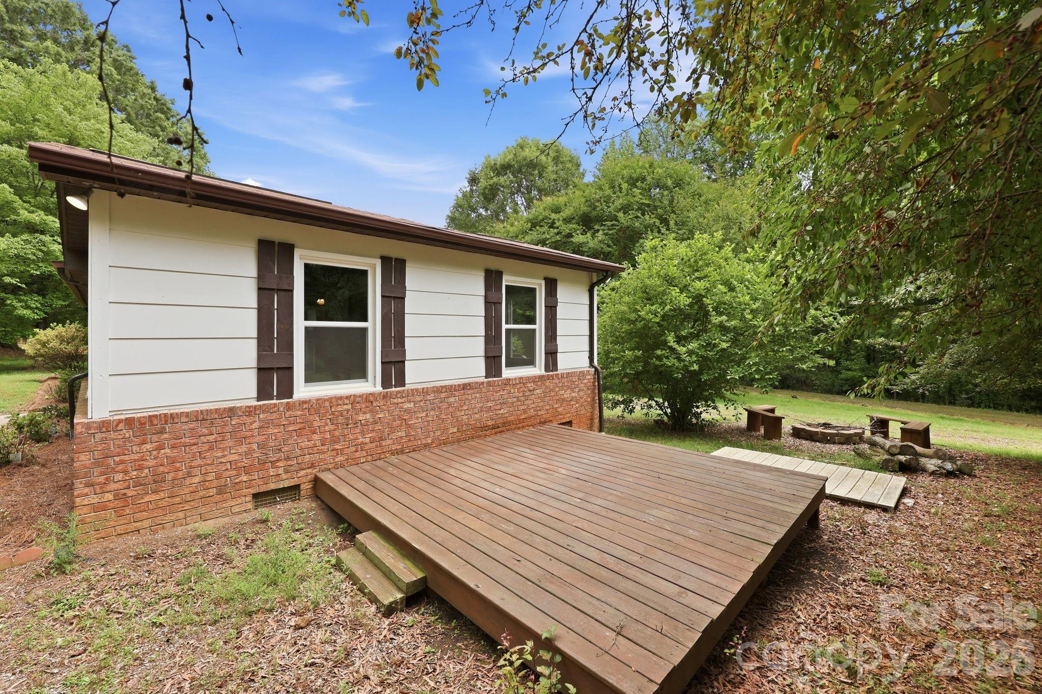 517 & 513 Cox Road — Salisbury