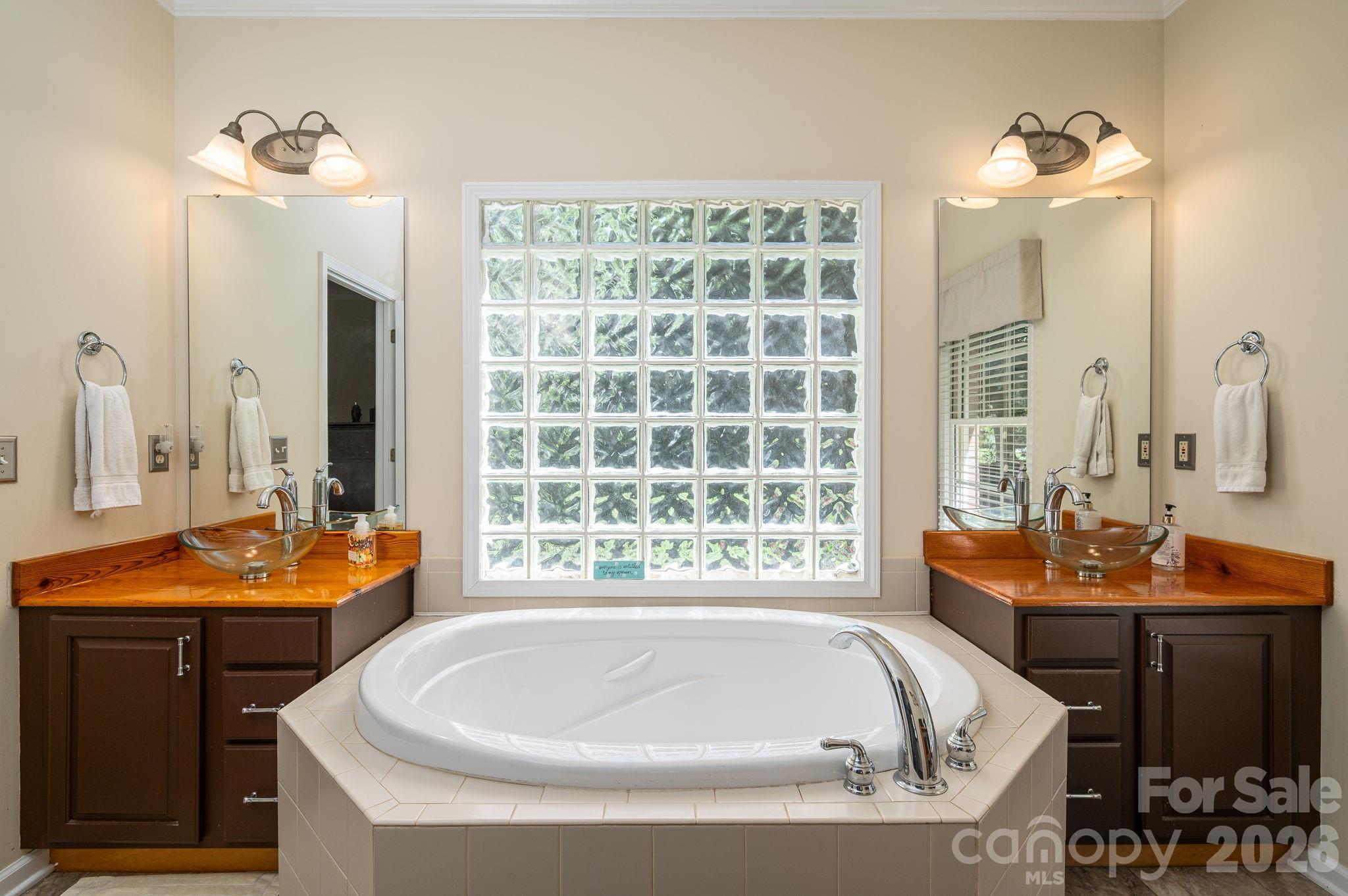 170 Windsor Drive — Taylorsville