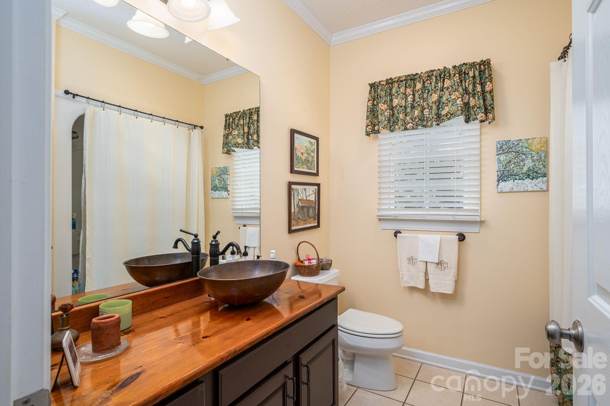 170 Windsor Drive — Taylorsville