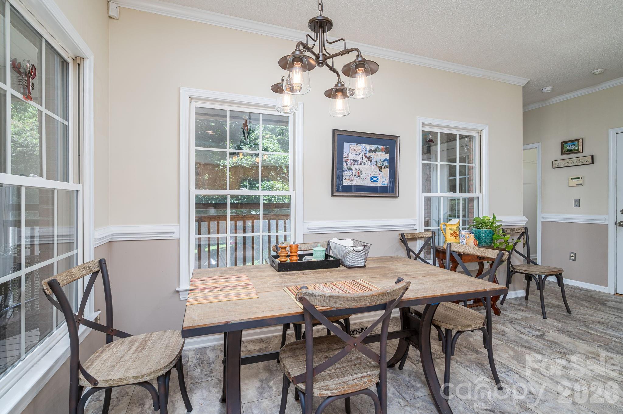 170 Windsor Drive — Taylorsville
