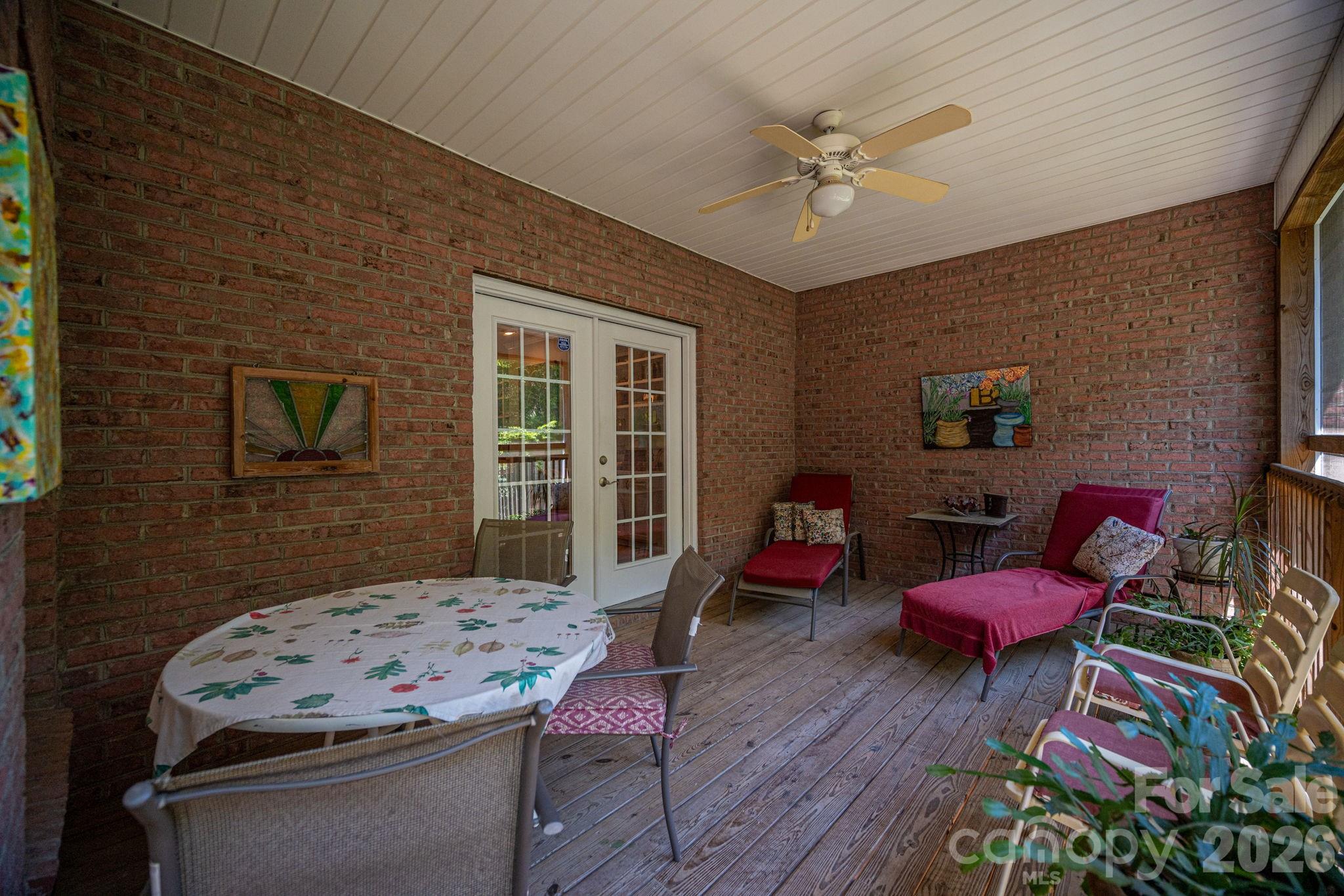 170 Windsor Drive — Taylorsville