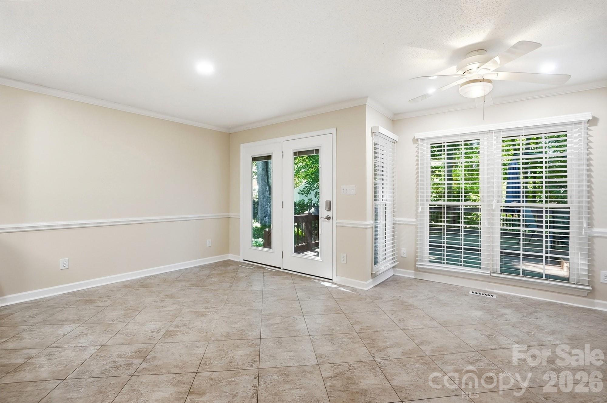 1506 Village Court — Gastonia