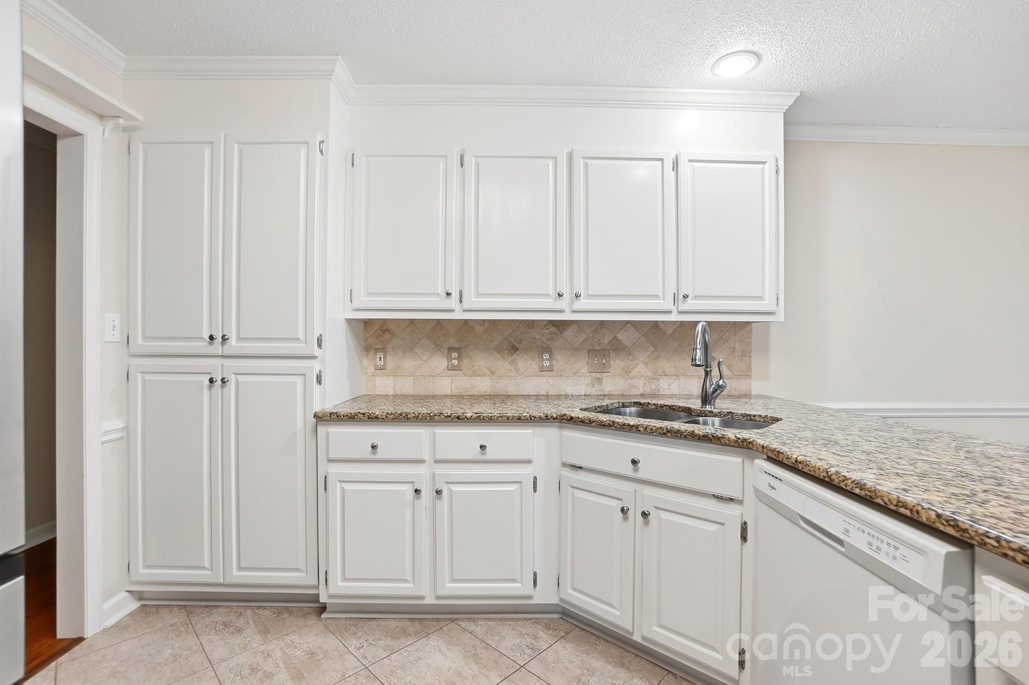 1506 Village Court — Gastonia