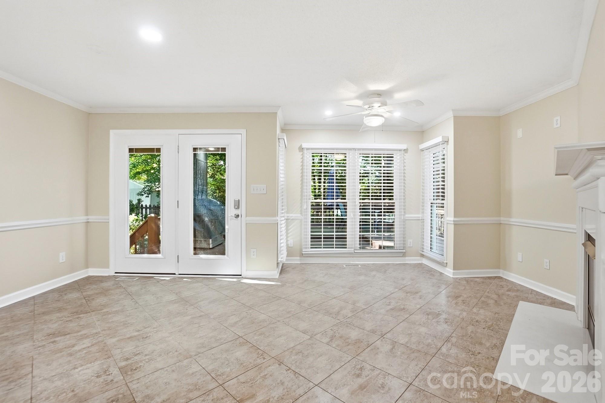 1506 Village Court — Gastonia