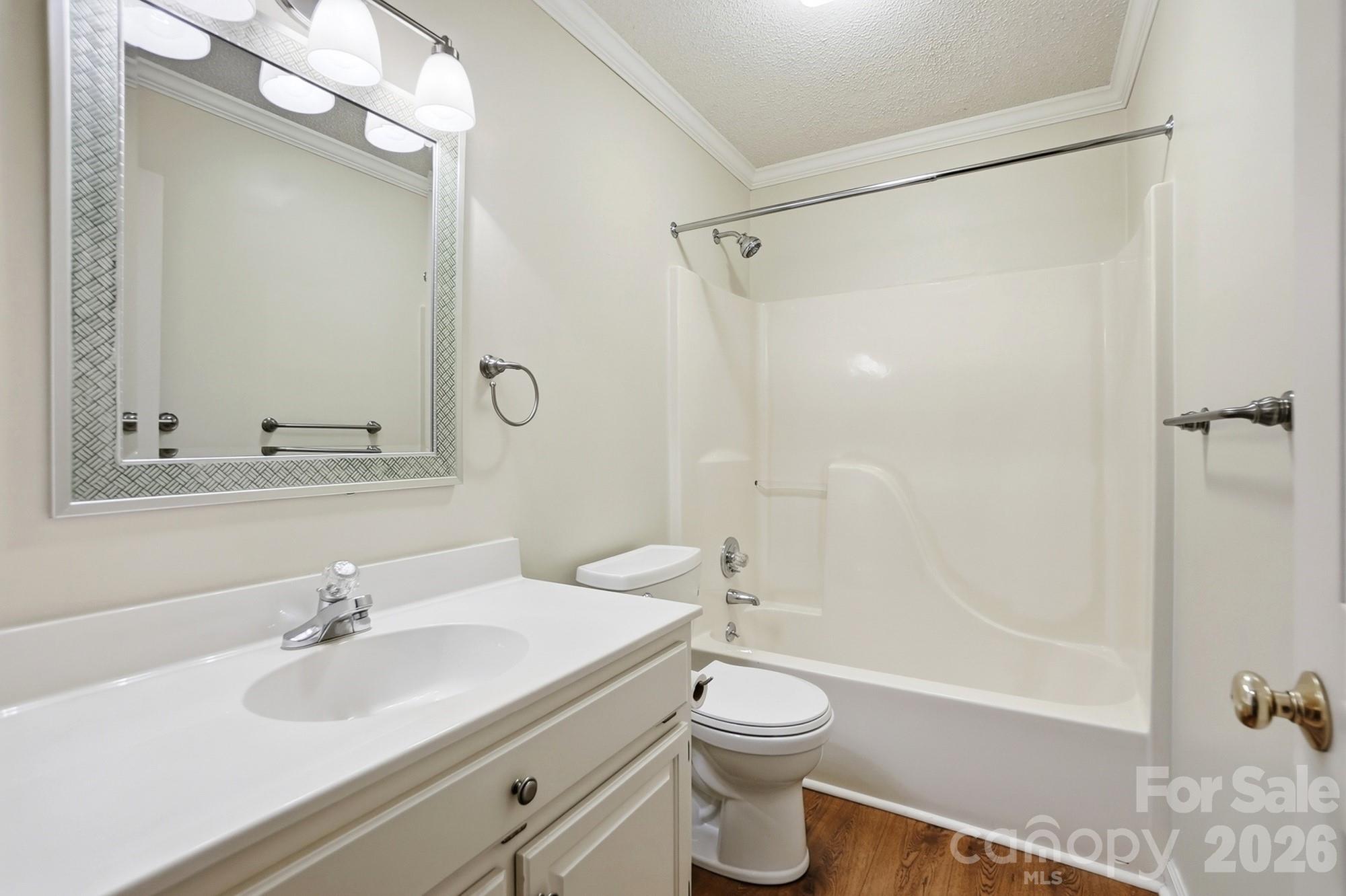 1506 Village Court — Gastonia