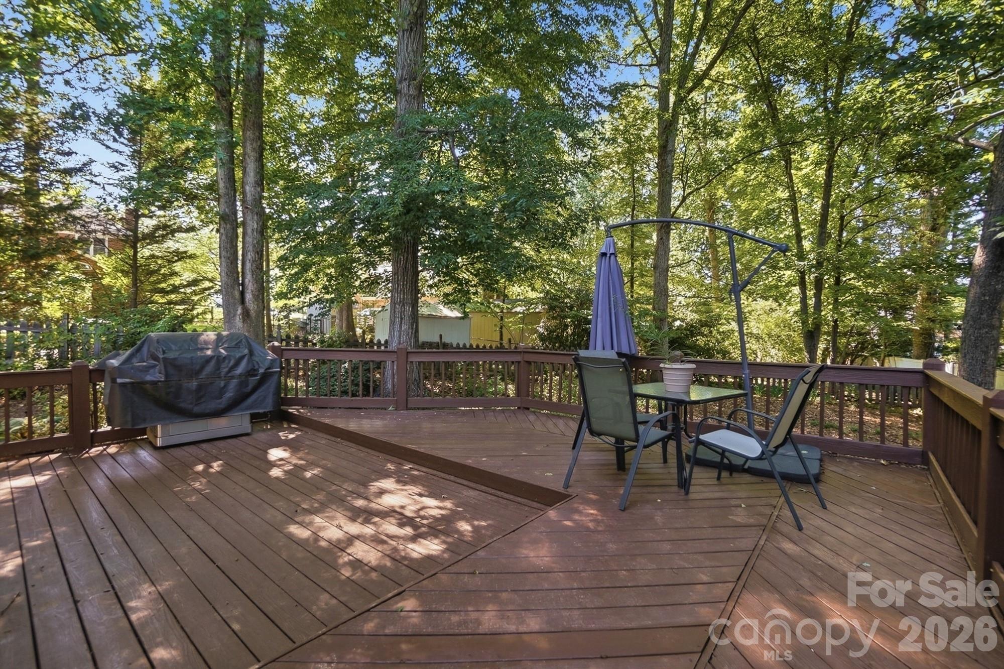 1506 Village Court — Gastonia