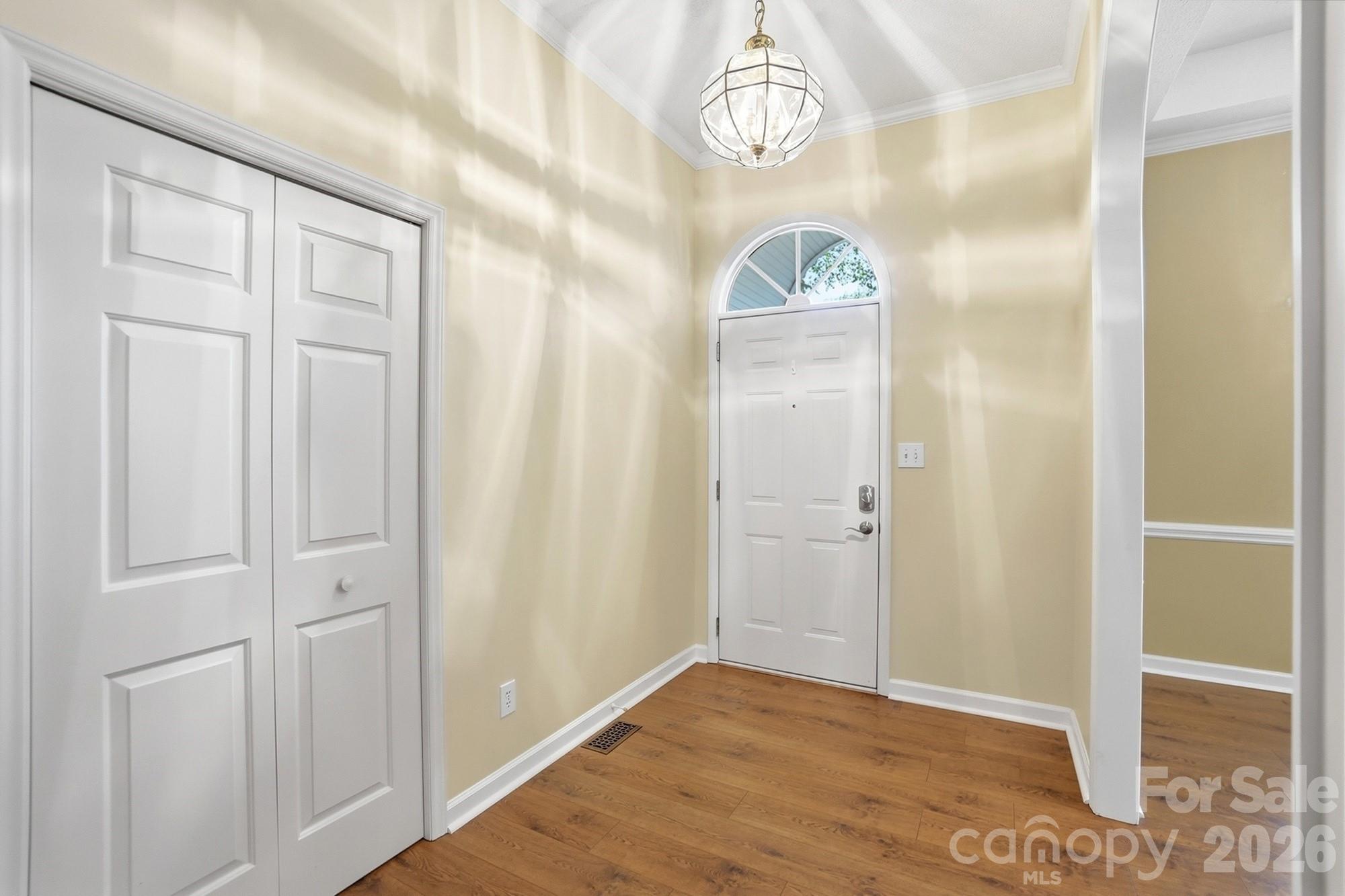 1506 Village Court — Gastonia