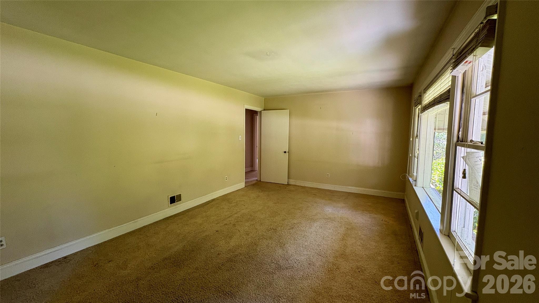 150 31st Avenue NW — Hickory