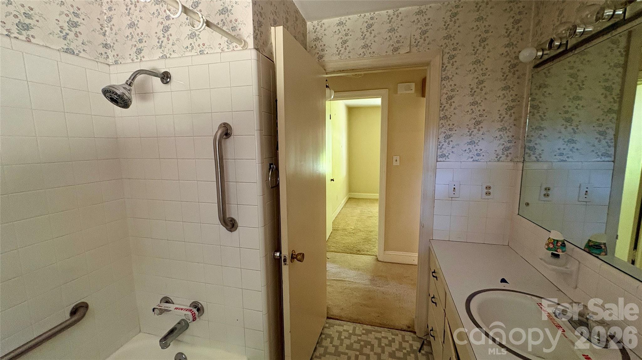 150 31st Avenue NW — Hickory
