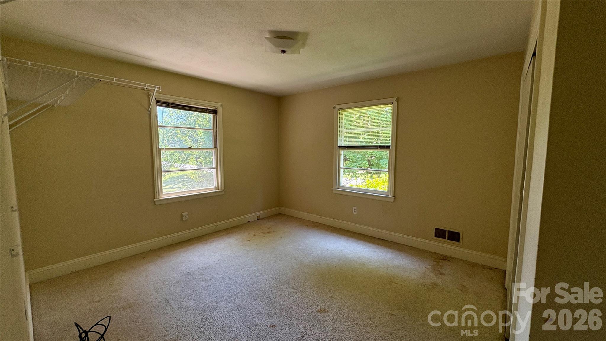 150 31st Avenue NW — Hickory