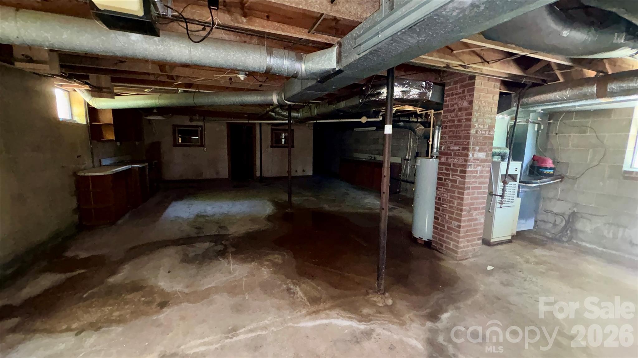 150 31st Avenue NW — Hickory