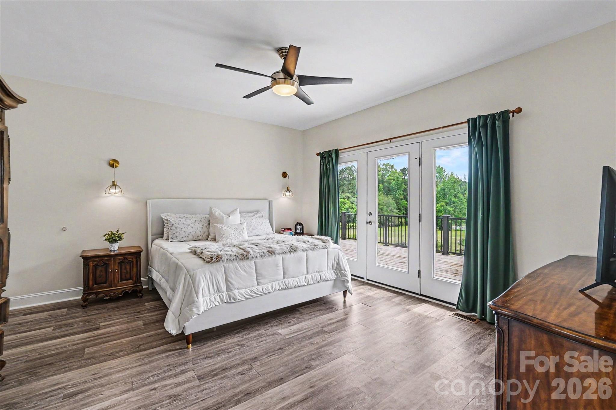 1380 Saddle Drive — York