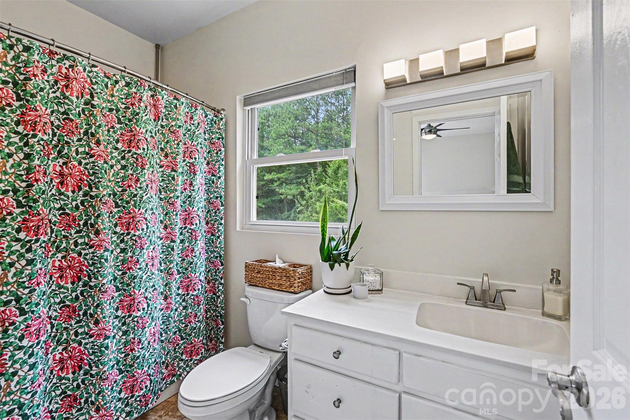 1380 Saddle Drive — York