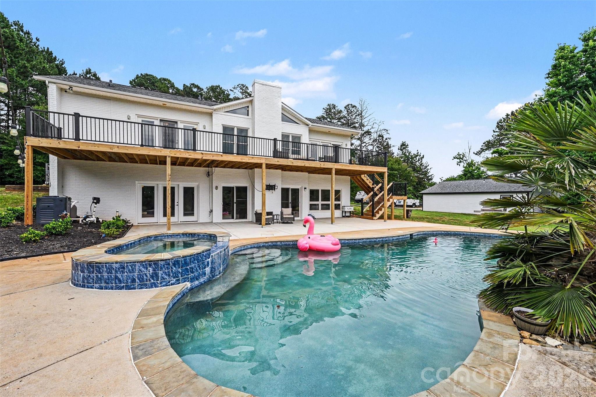 1380 Saddle Drive — York