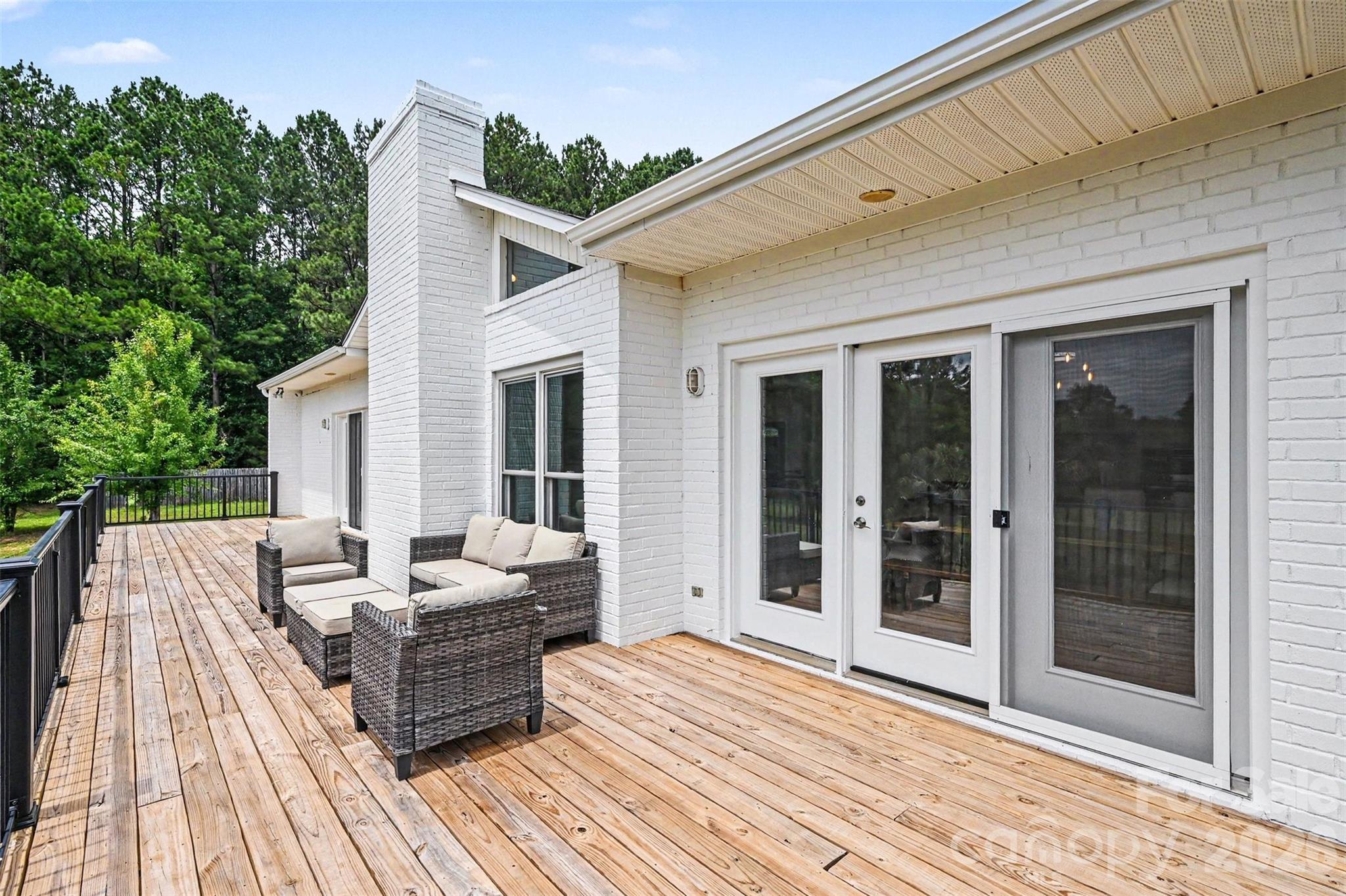 1380 Saddle Drive — York