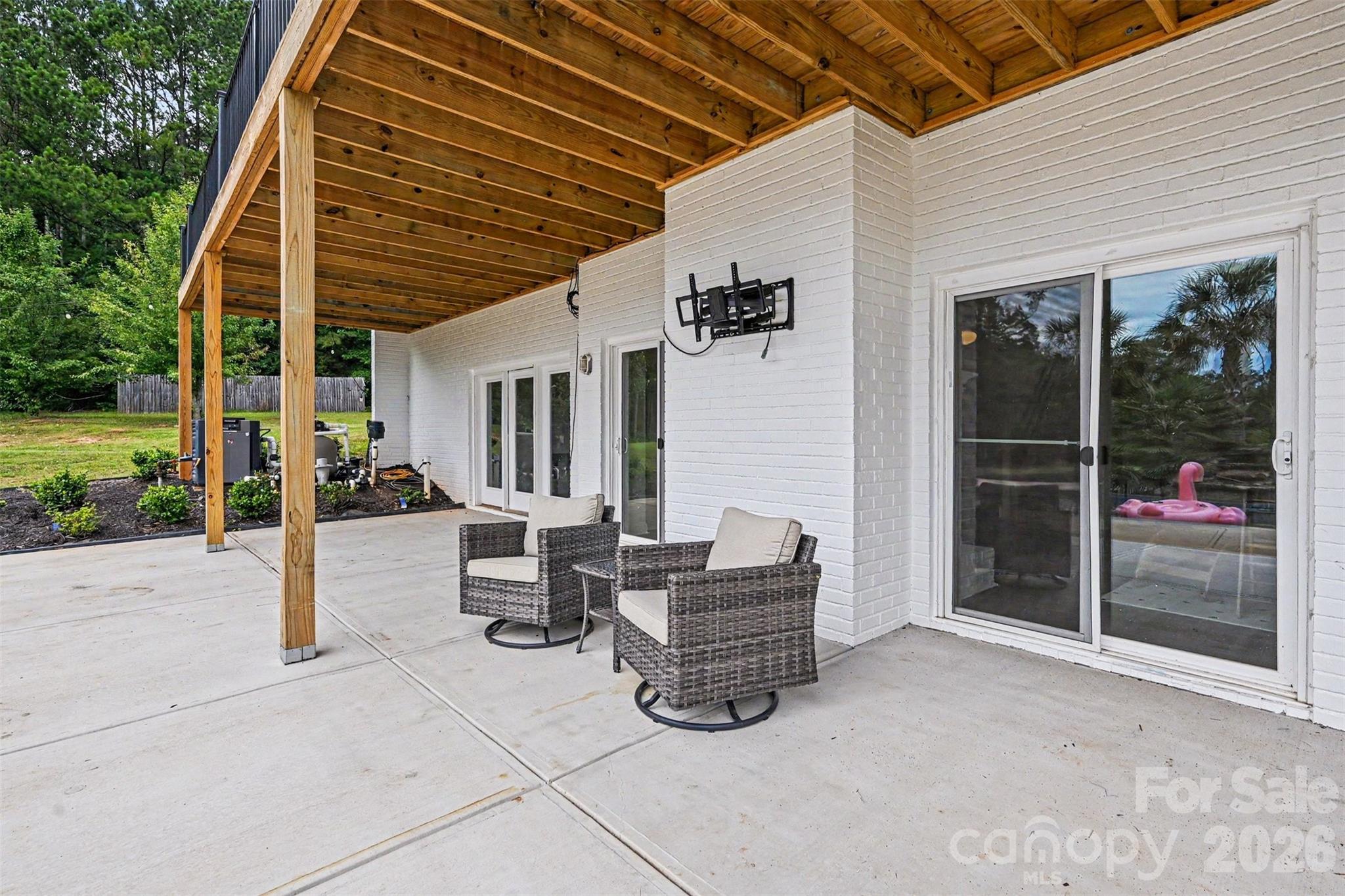 1380 Saddle Drive — York