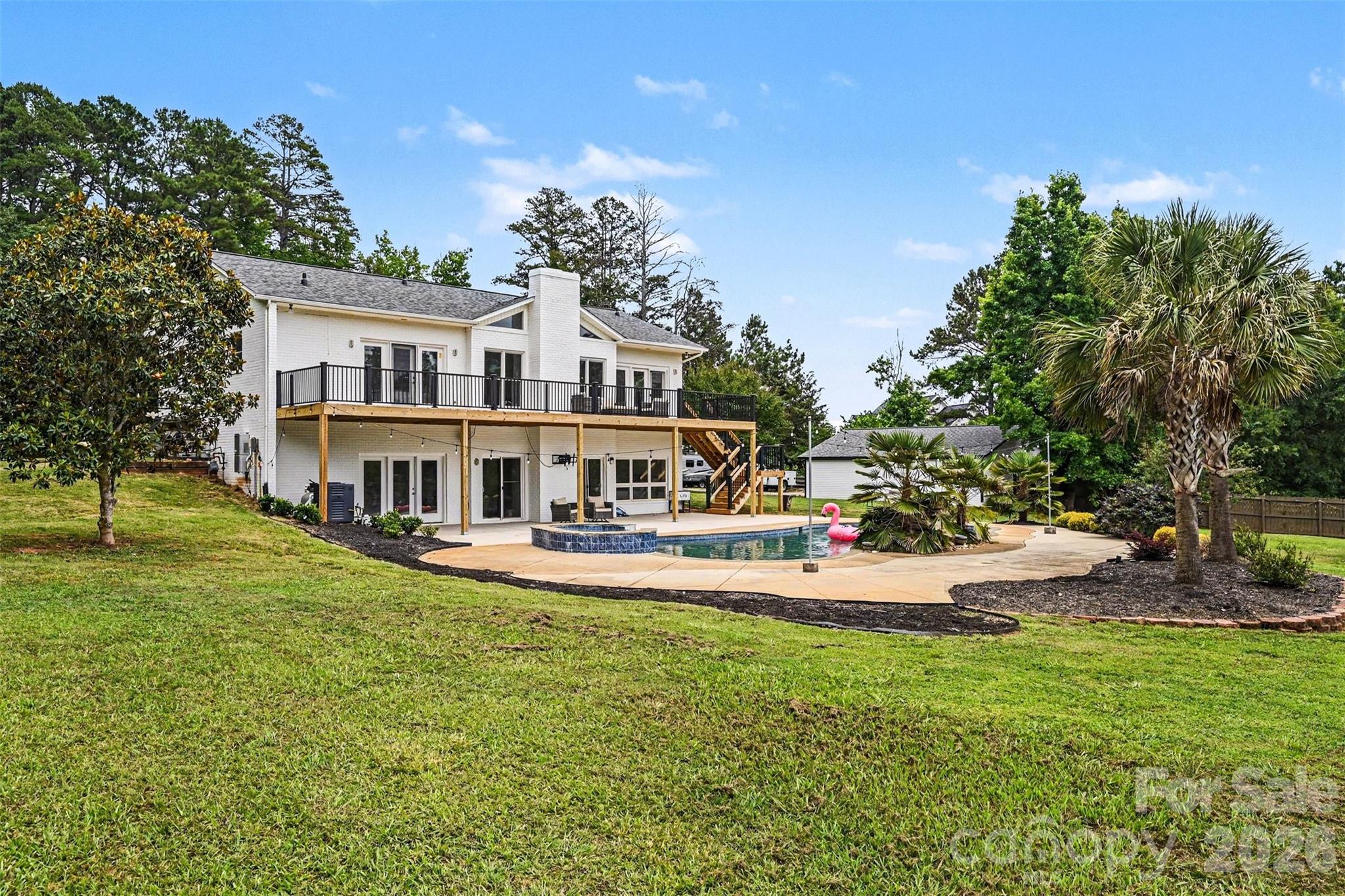1380 Saddle Drive — York