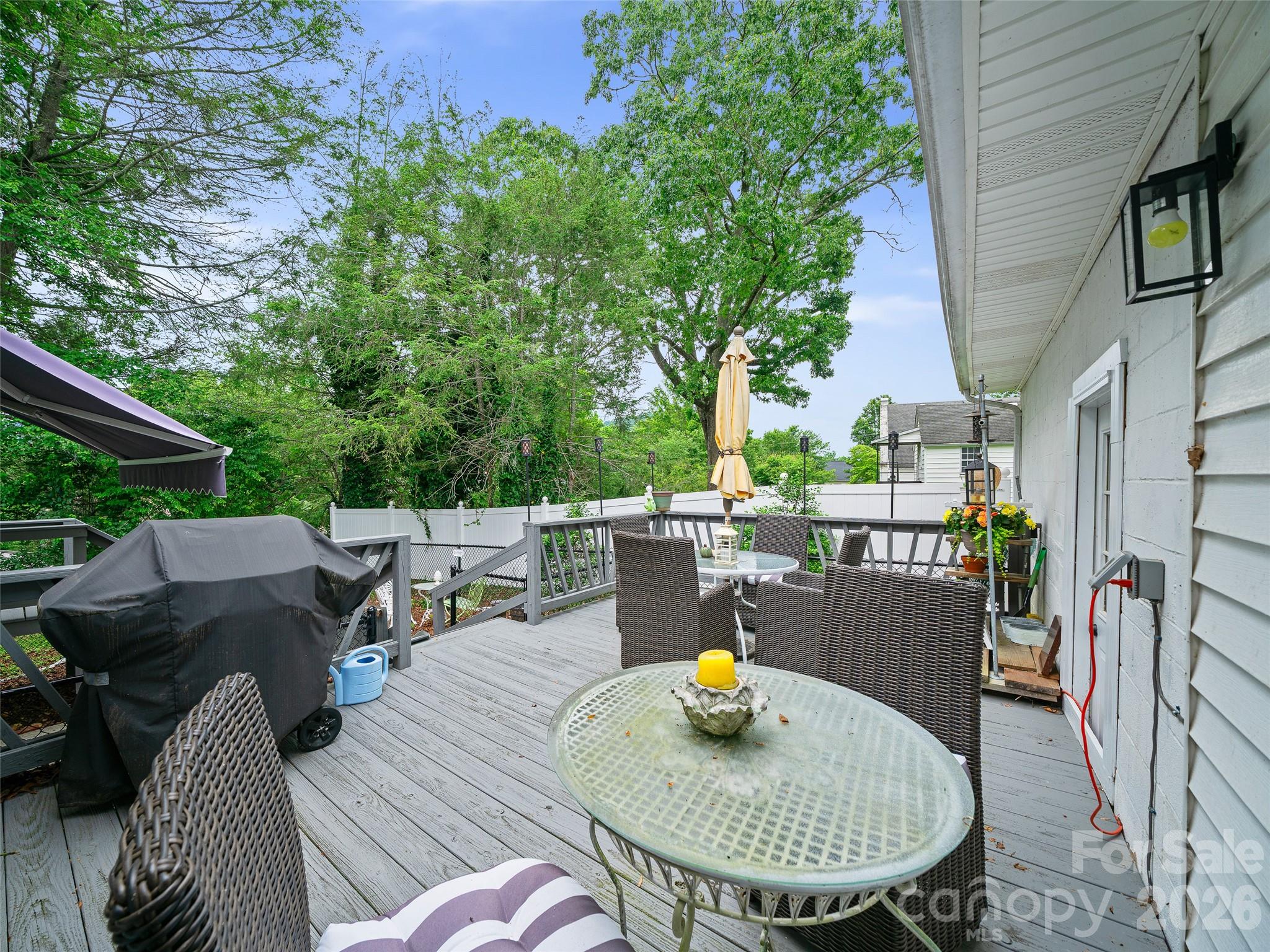 44 Hemlock Avenue — Spruce Pine