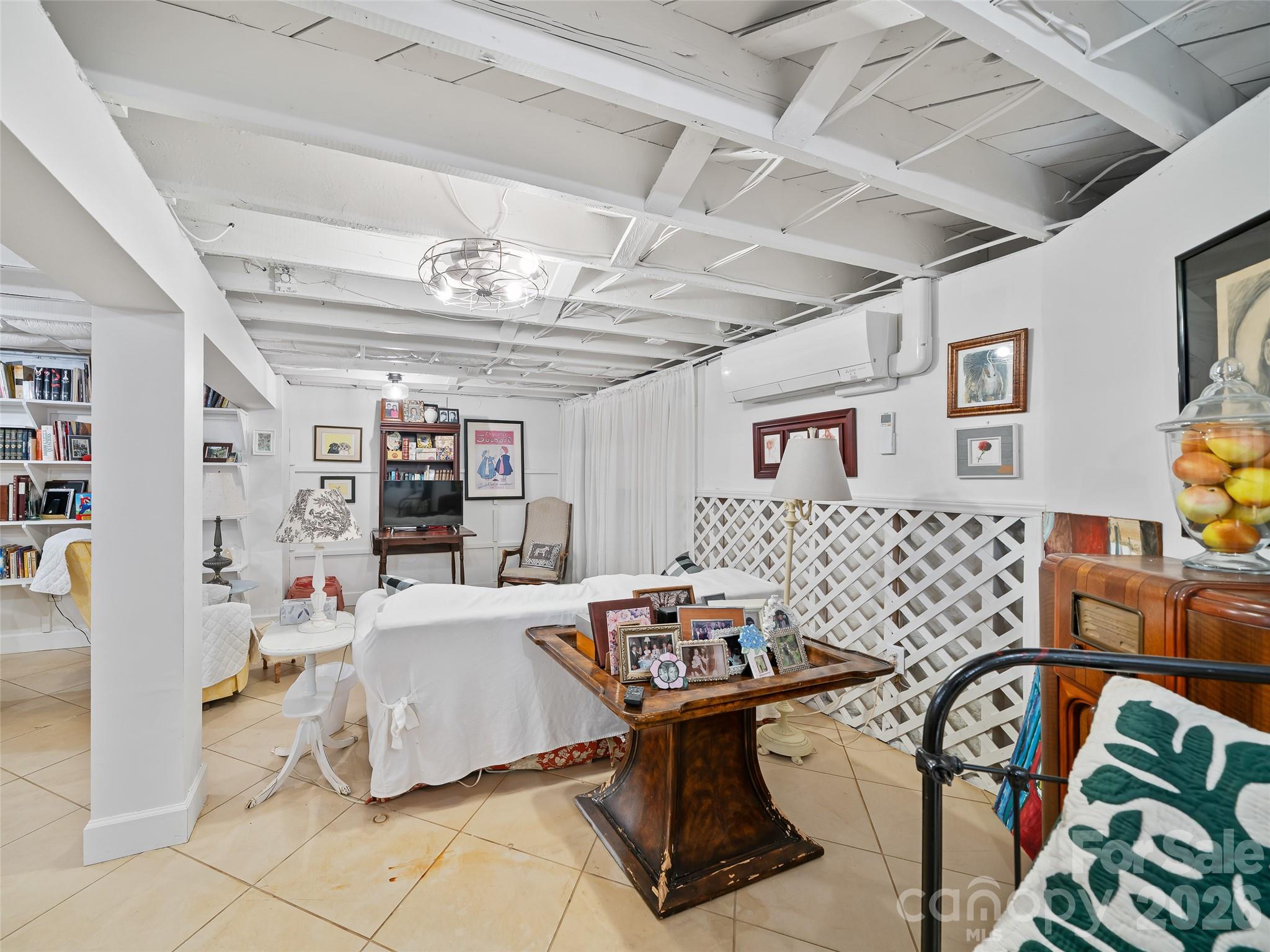44 Hemlock Avenue — Spruce Pine
