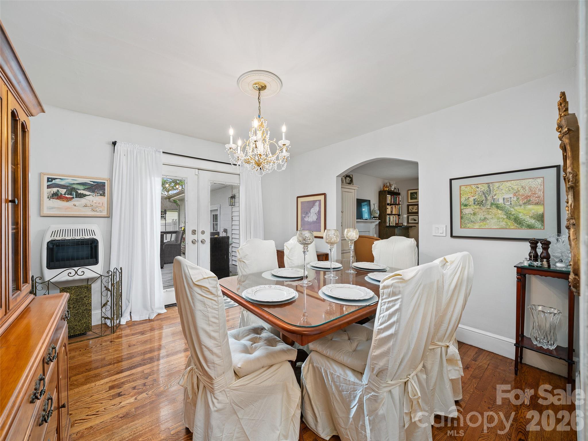 44 Hemlock Avenue — Spruce Pine