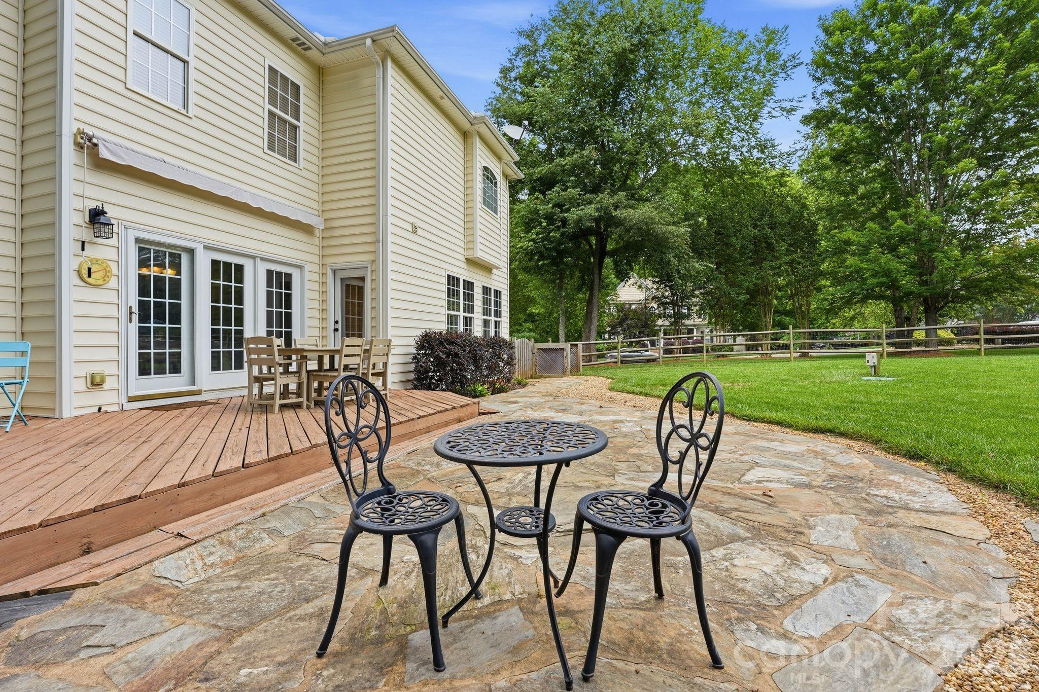 184 Herons Gate Drive — Mooresville