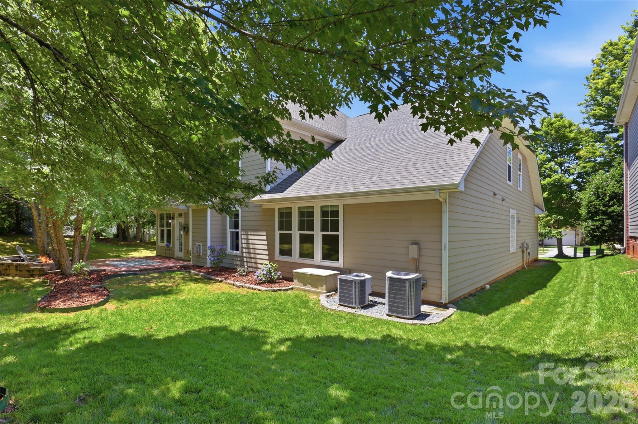 2317 Riverbank Road — Waxhaw