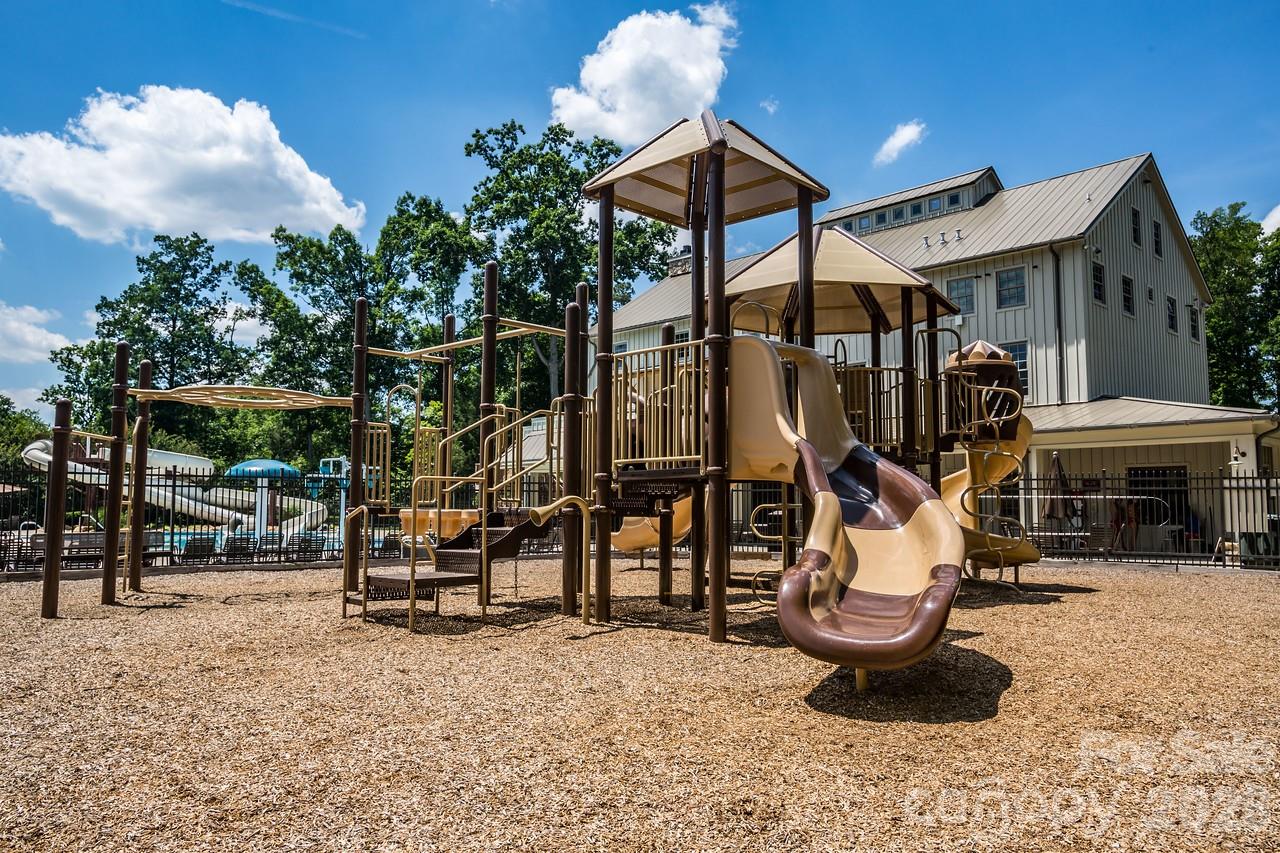 2317 Riverbank Road — Waxhaw