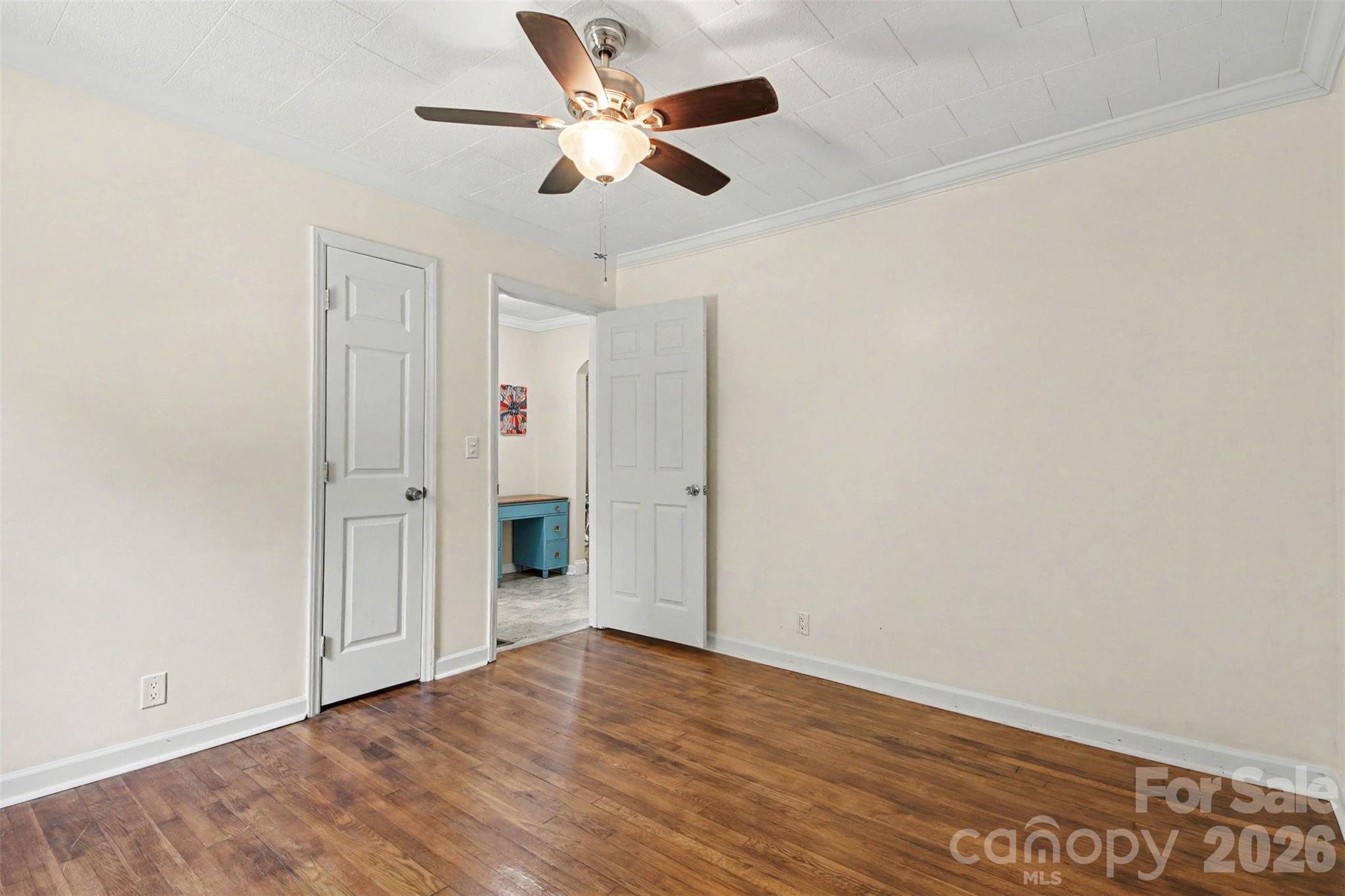 111 Cove Avenue — Mount Holly