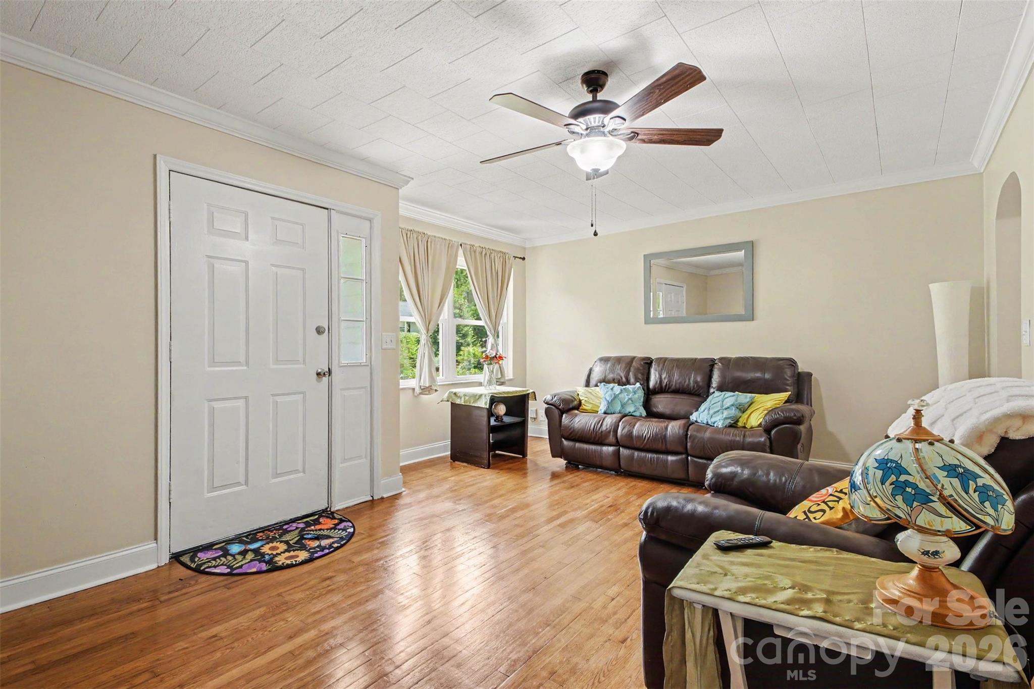 111 Cove Avenue — Mount Holly