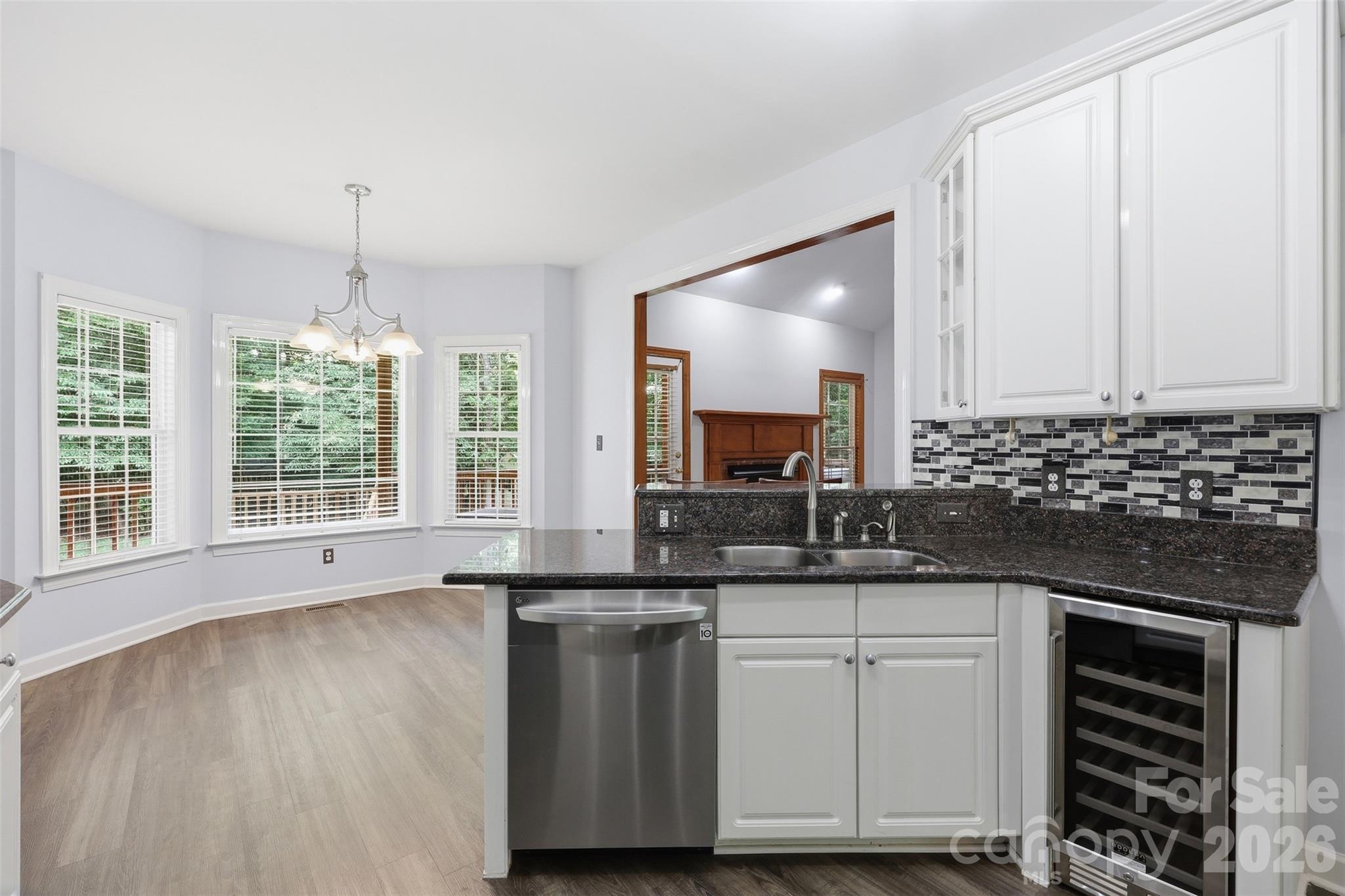 2230 Wedgewood Drive — Matthews