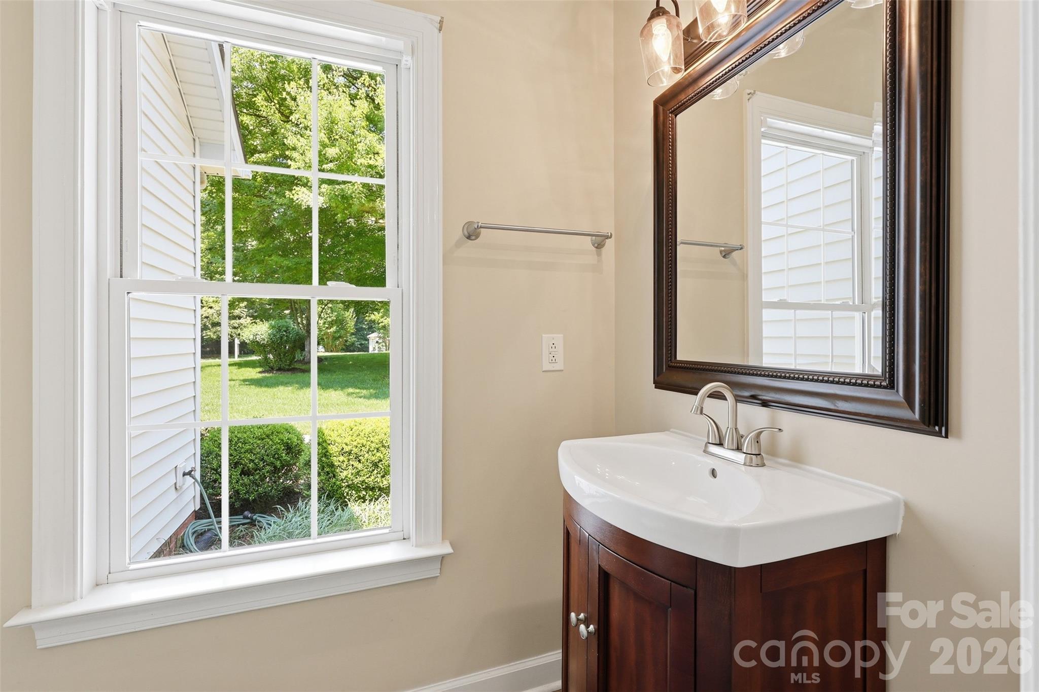 2230 Wedgewood Drive — Matthews
